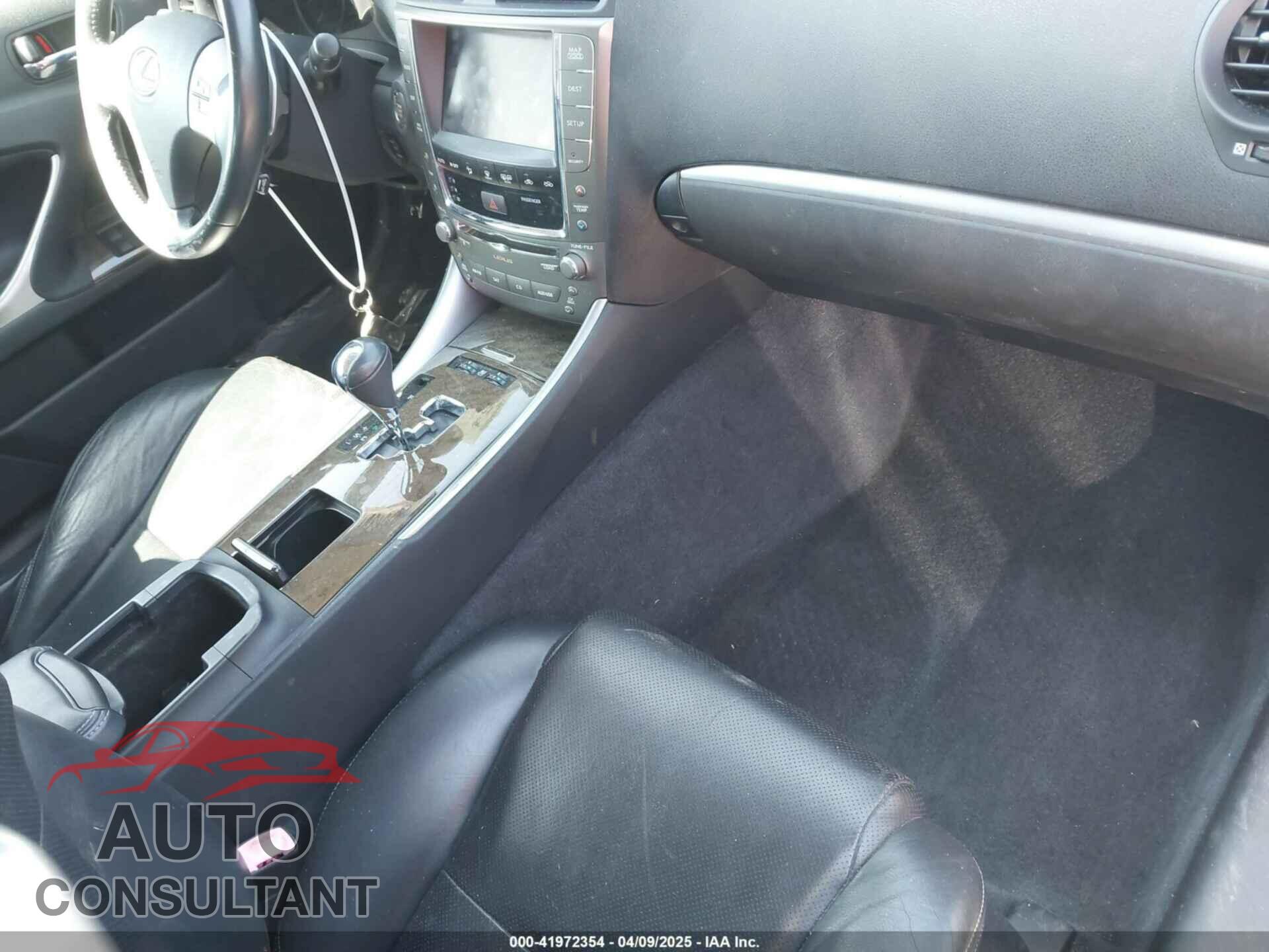 LEXUS IS 250C 2012 - JTHFF2C23C2521335