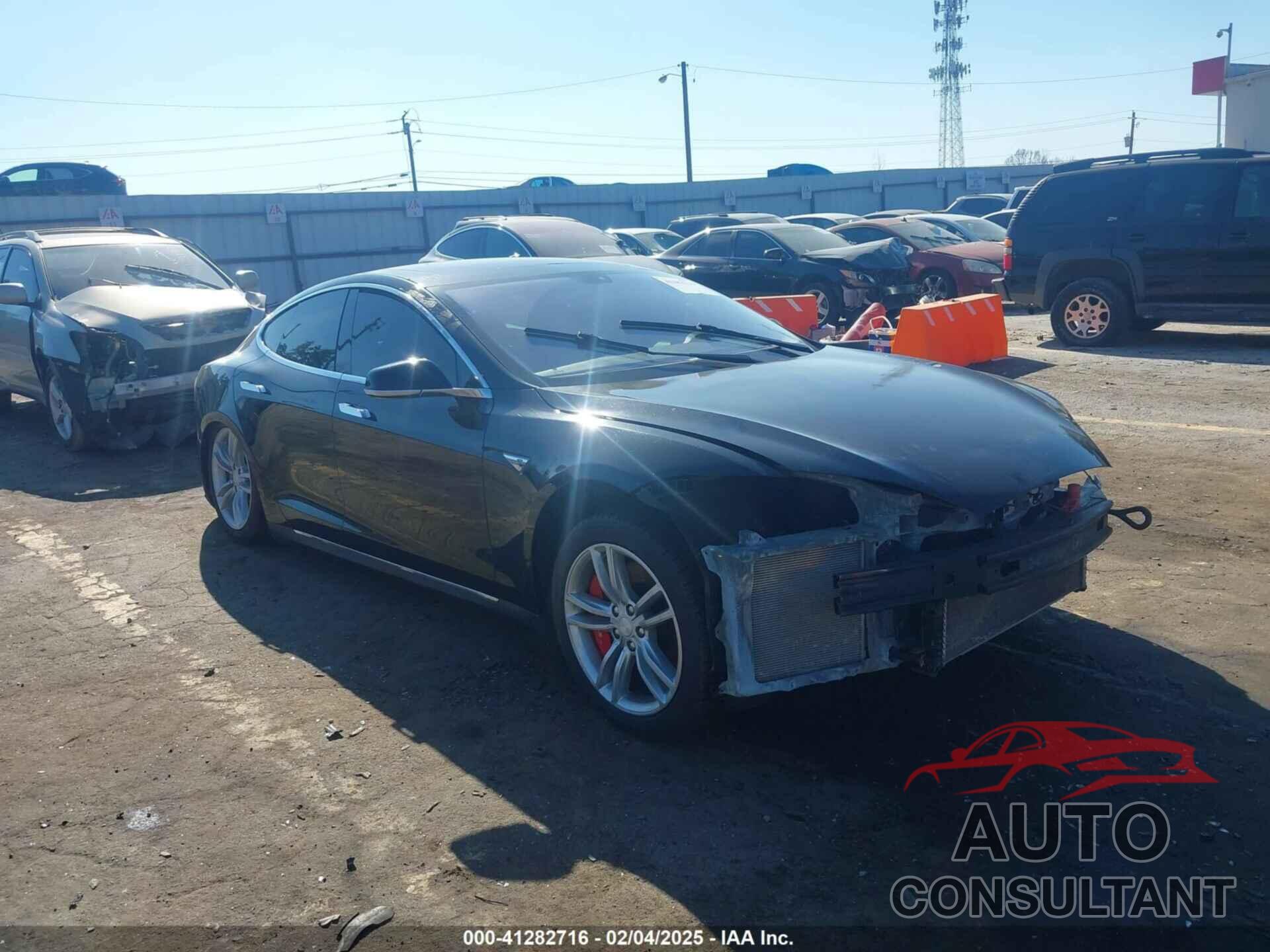 TESLA MODEL S 2014 - 5YJSA1H10EFP56543