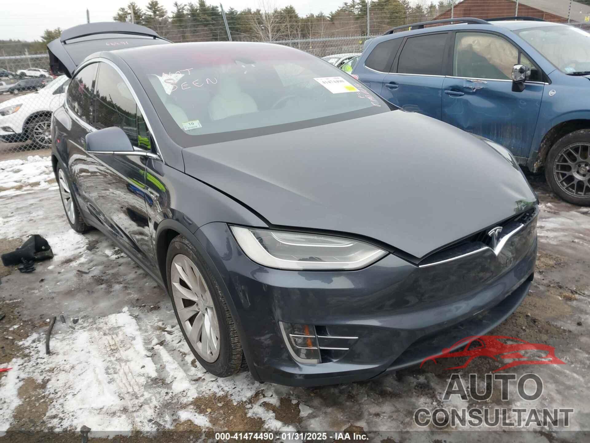 TESLA MODEL X 2016 - 5YJXCAE2XGF014165