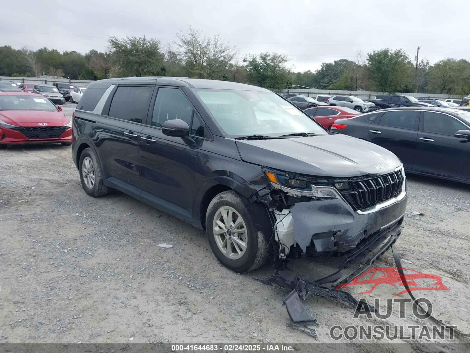 KIA CARNIVAL MPV 2024 - KNDNB4H38R6325771
