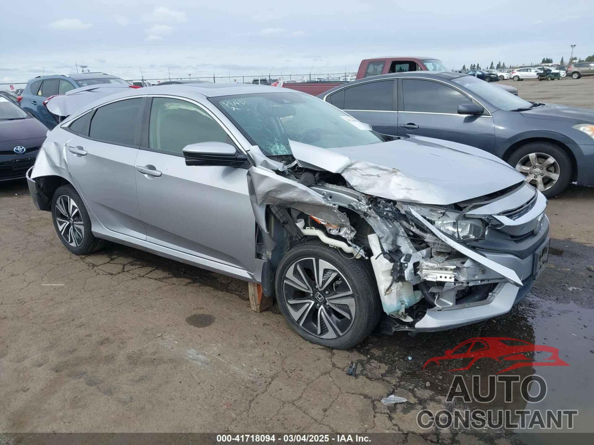 HONDA CIVIC 2018 - JHMFC1F87JX020497