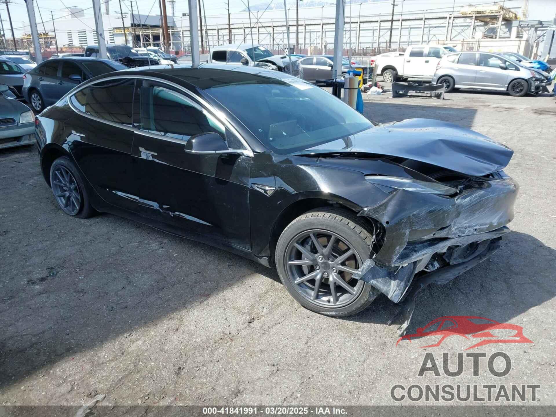 TESLA MODEL 3 2019 - 5YJ3E1EA1KF410297