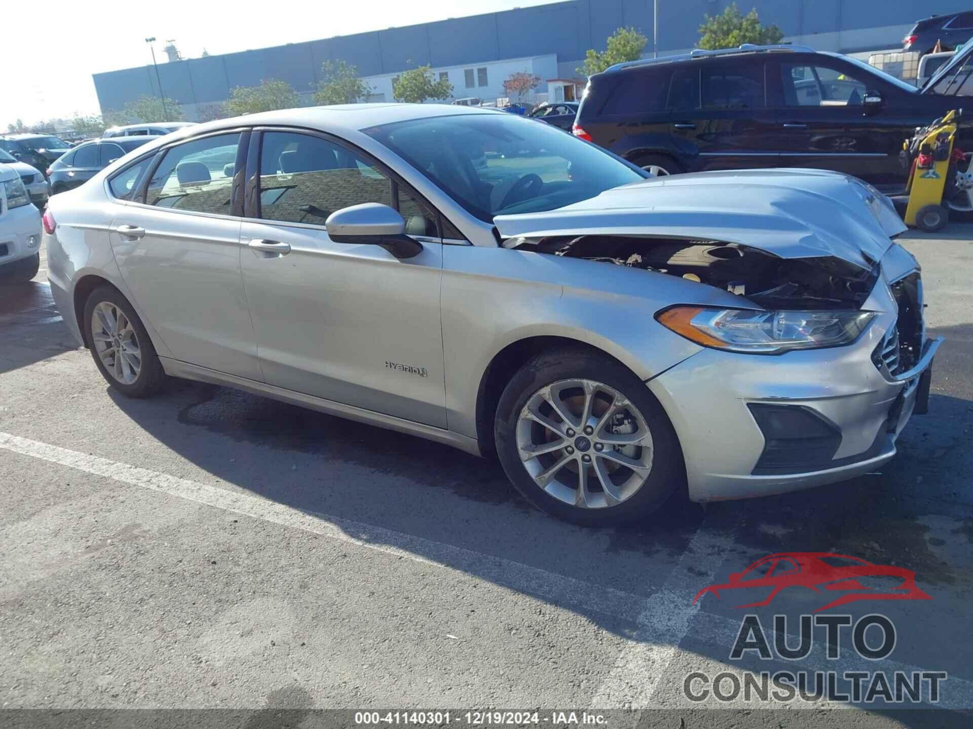 FORD FUSION HYBRID 2019 - 3FA6P0LU5KR207478