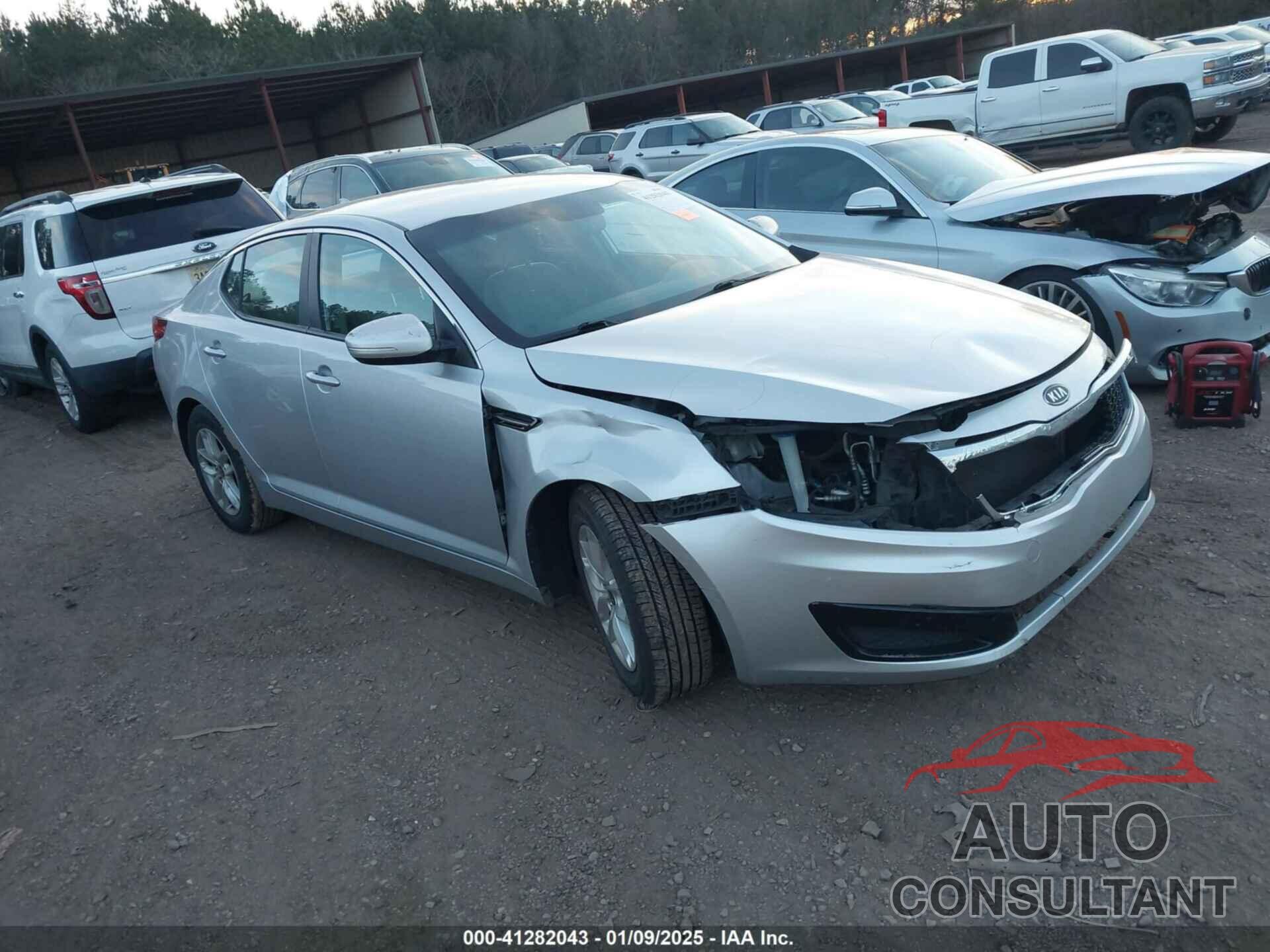 KIA OPTIMA 2011 - KNAGM4A78B5122064