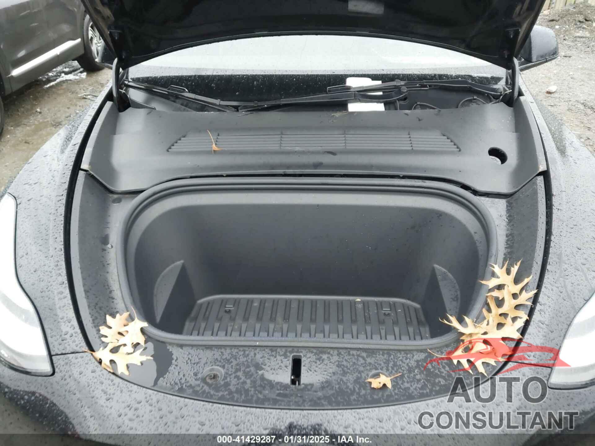 TESLA MODEL Y 2021 - 5YJYGDEE8MF229401