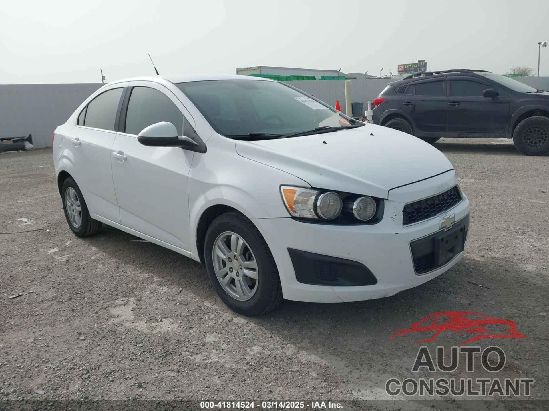 CHEVROLET SONIC 2012 - 1G1JC5SB5C4226659