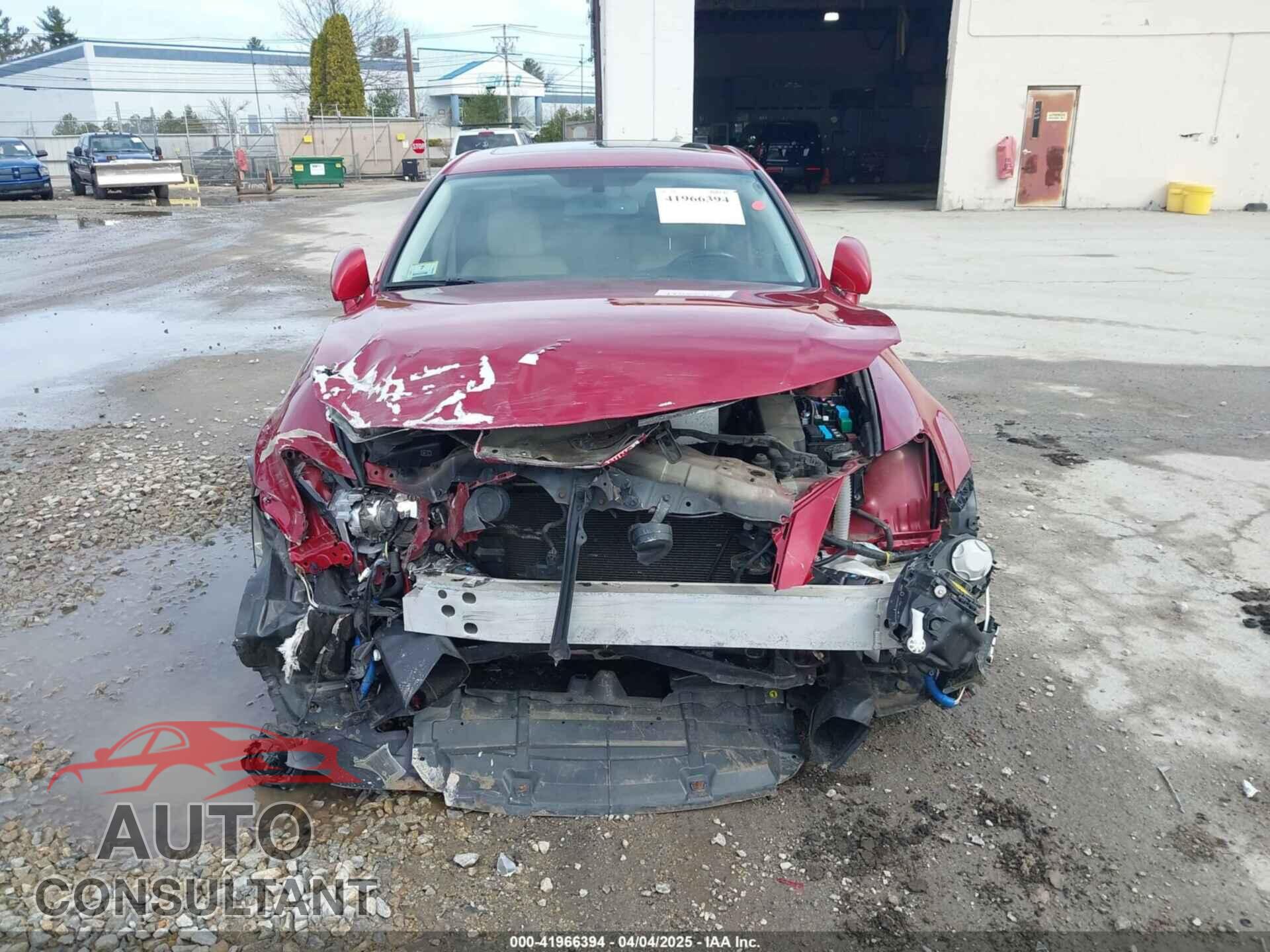 LEXUS IS 350 2012 - JTHCE5C21C5002905