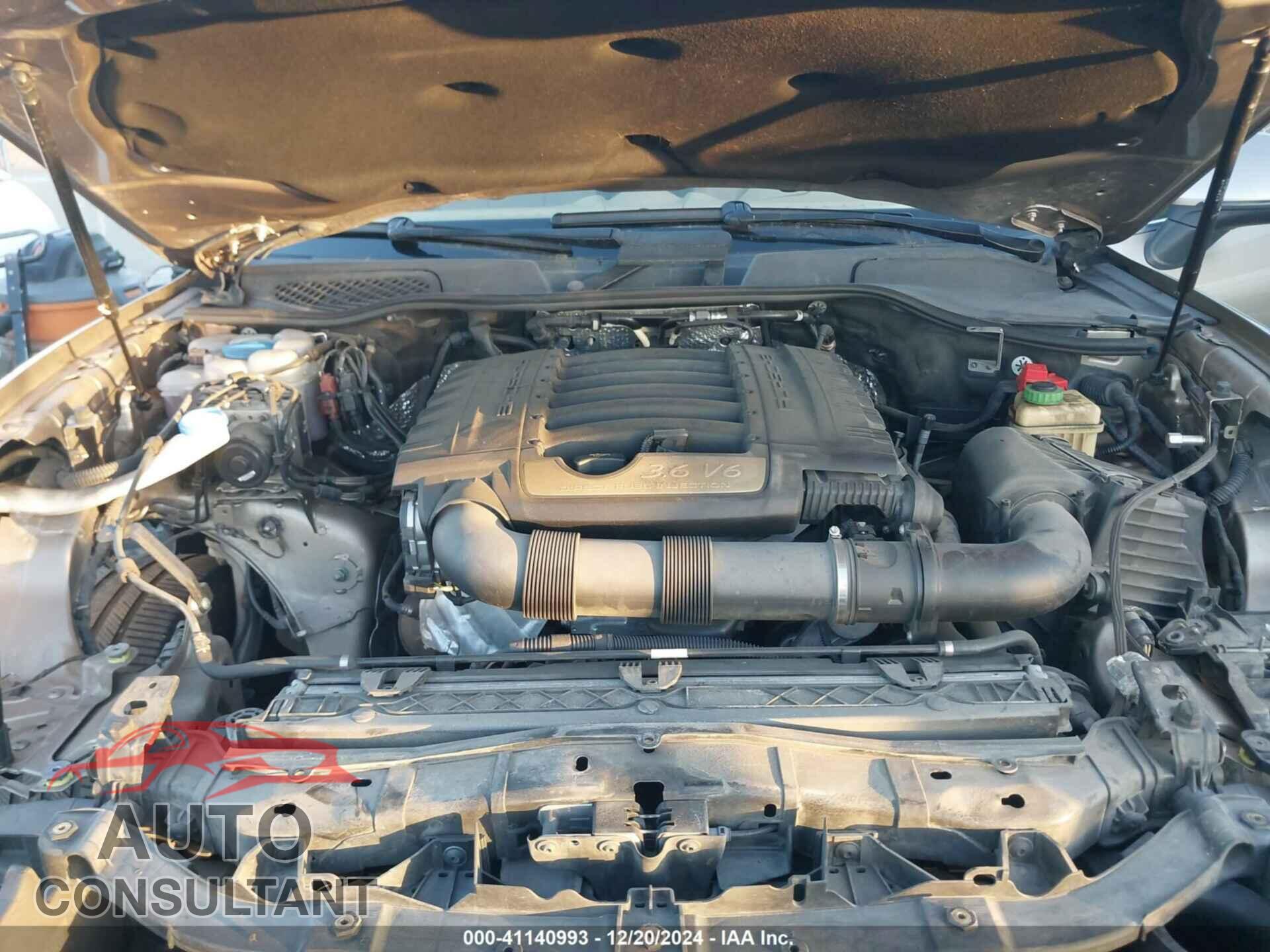 PORSCHE CAYENNE 2016 - WP1AA2A2XGLA03542