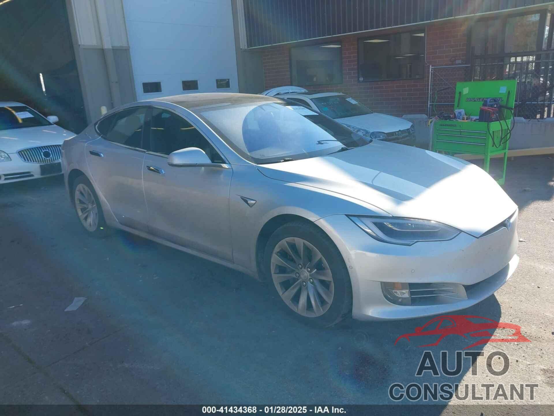 TESLA MODEL S 2017 - 5YJSA1E29HF215847