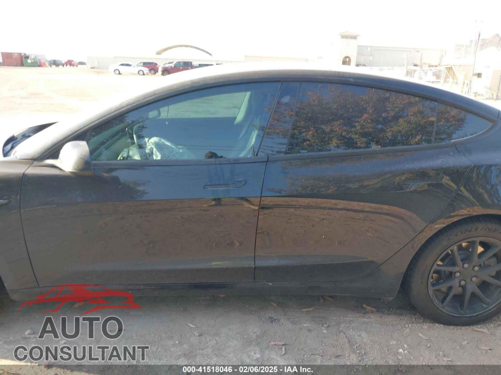 TESLA MODEL 3 2019 - 5YJ3E1EBXKF384209