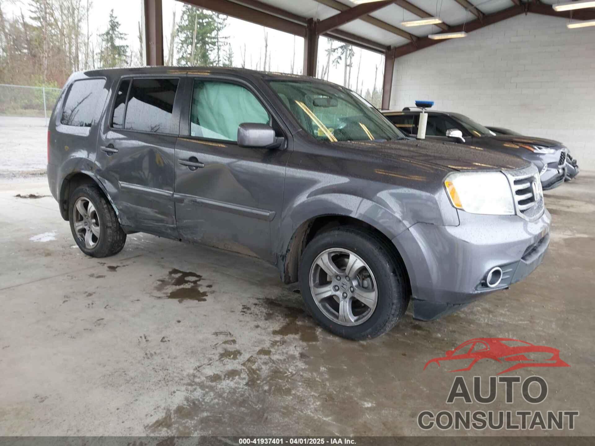 HONDA PILOT 2015 - 5FNYF4H50FB030652
