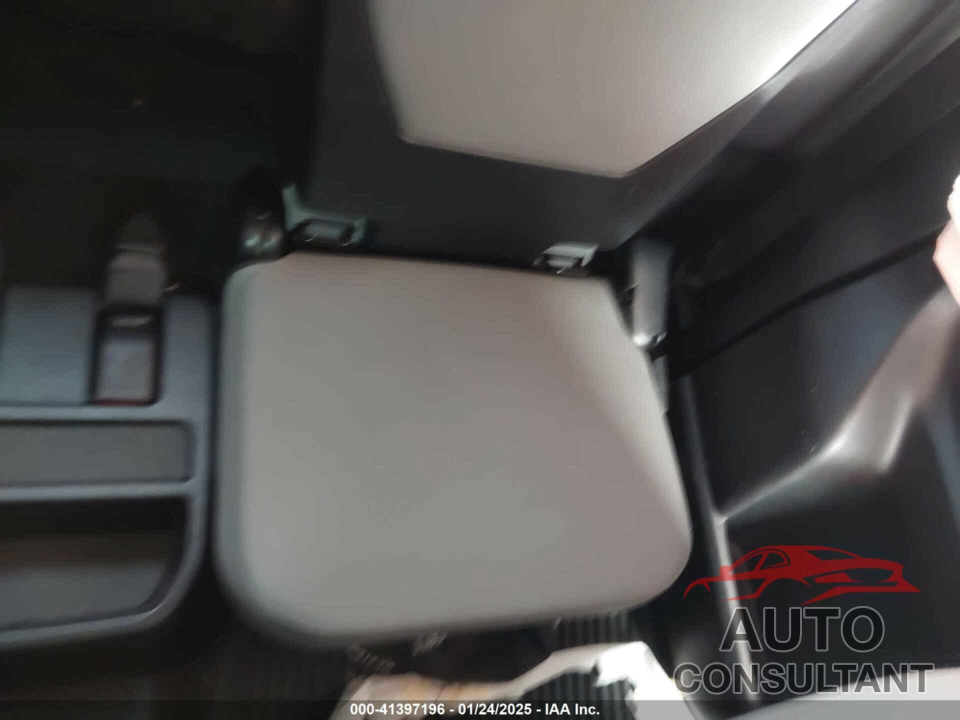 TOYOTA TACOMA 2019 - 5TFSZ5AN2KX165693