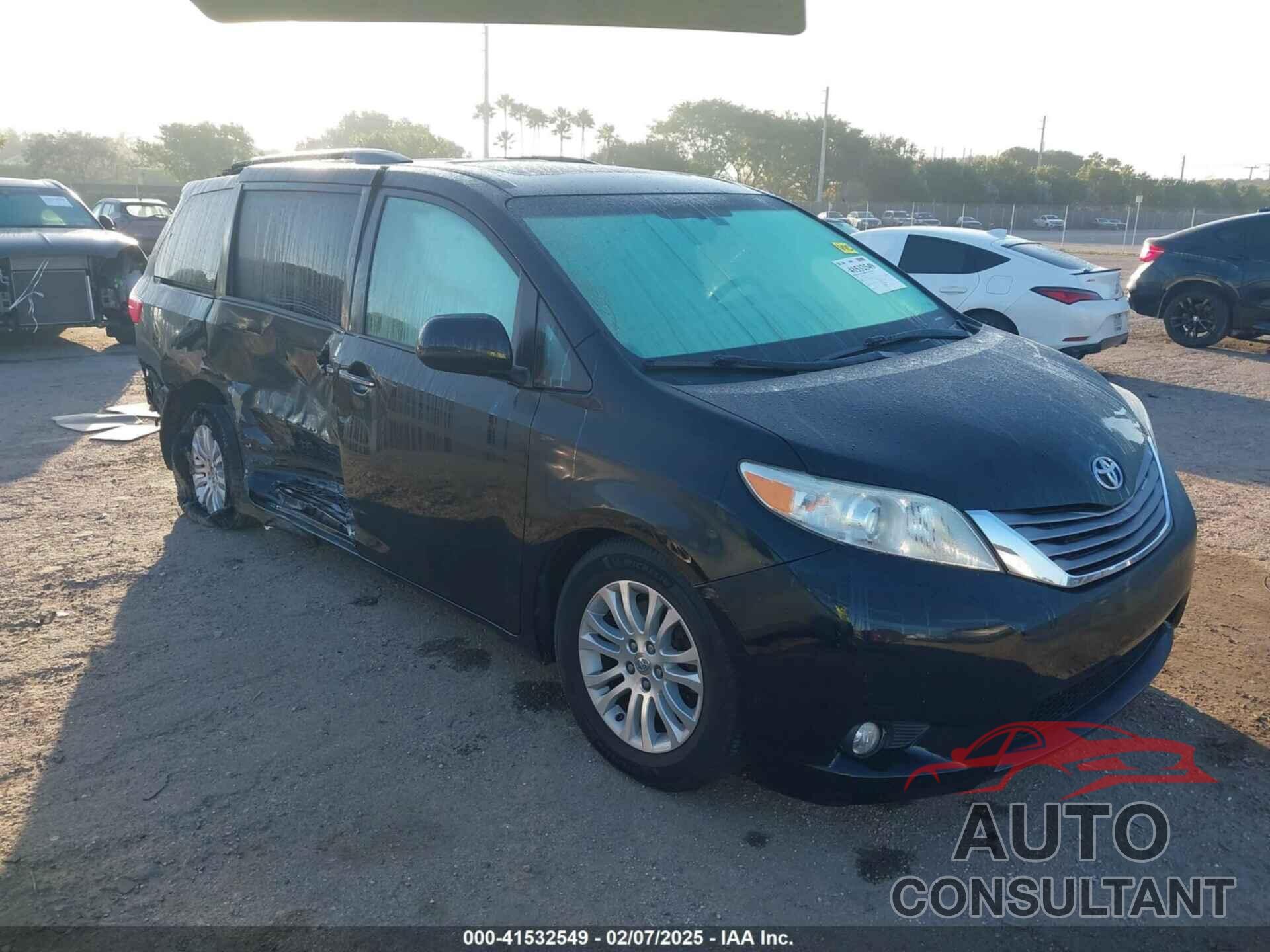 TOYOTA SIENNA 2015 - 5TDYK3DC4FS581978