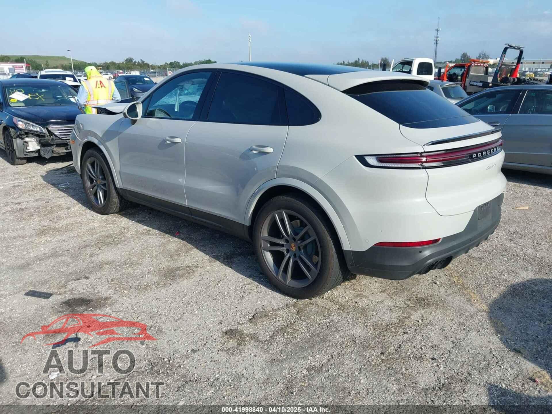 PORSCHE CAYENNE 2024 - WP1BA2AY9RDA55945