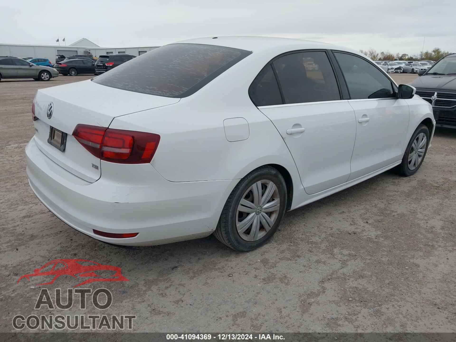 VOLKSWAGEN JETTA 2017 - 3VW2B7AJXHM350938
