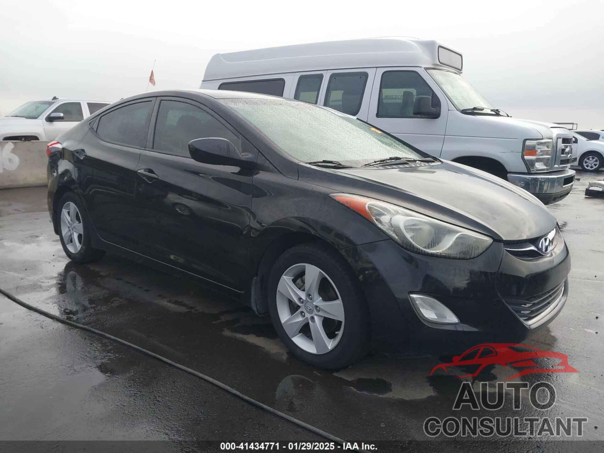 HYUNDAI ELANTRA 2012 - KMHDH4AE1CU428227