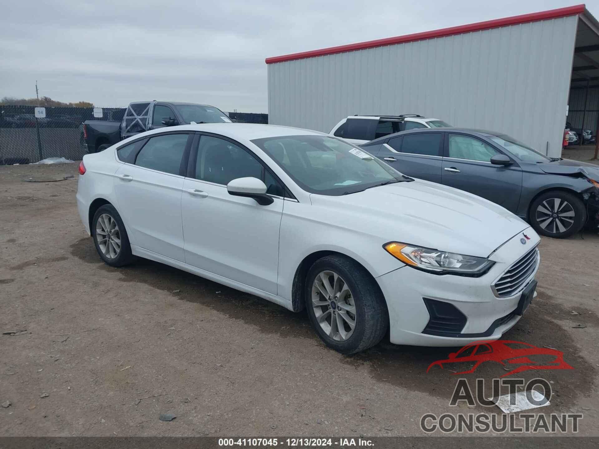 FORD FUSION 2020 - 3FA6P0H79LR129095