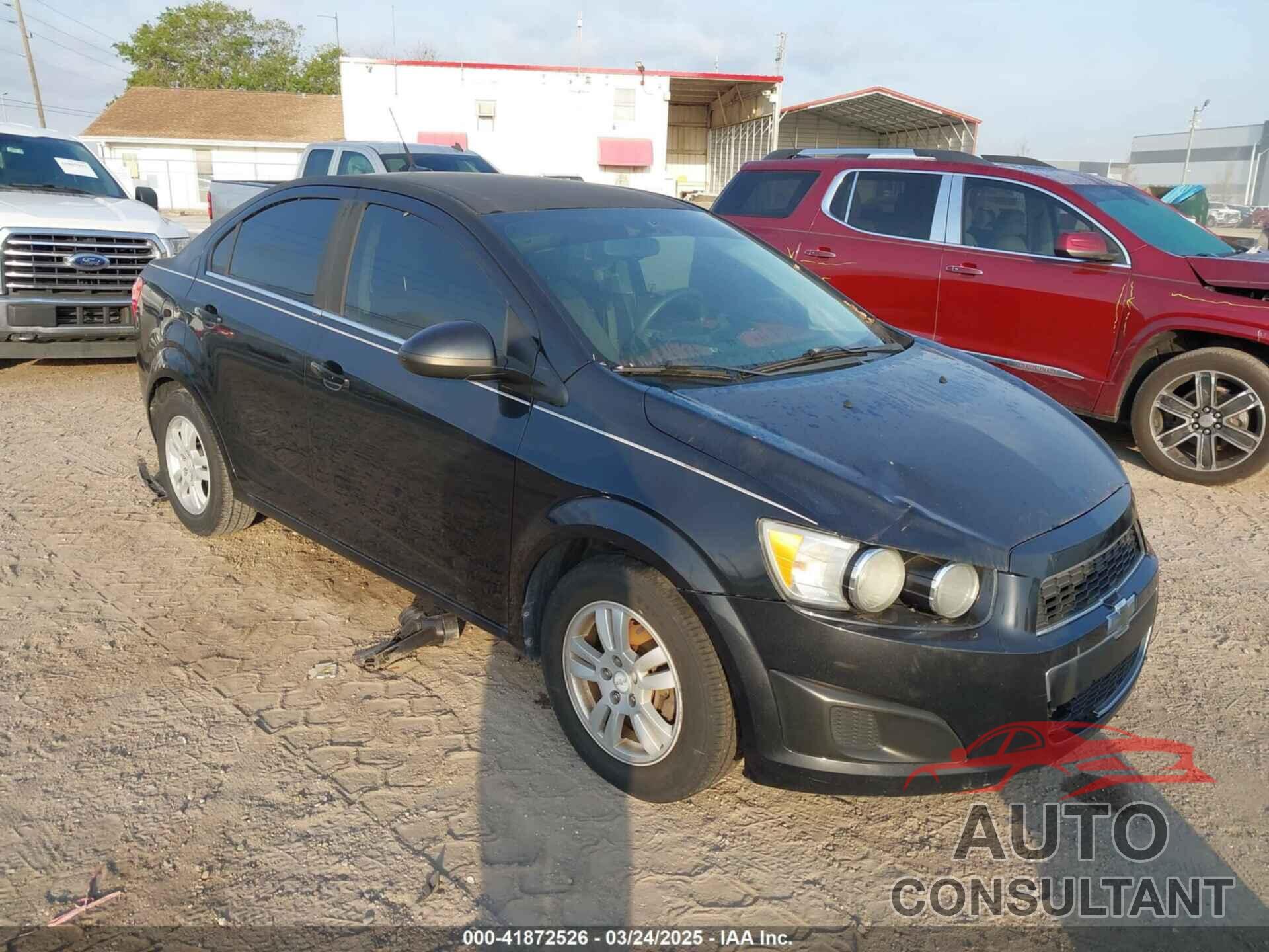 CHEVROLET SONIC 2014 - 1G1JC5SB2E4223141
