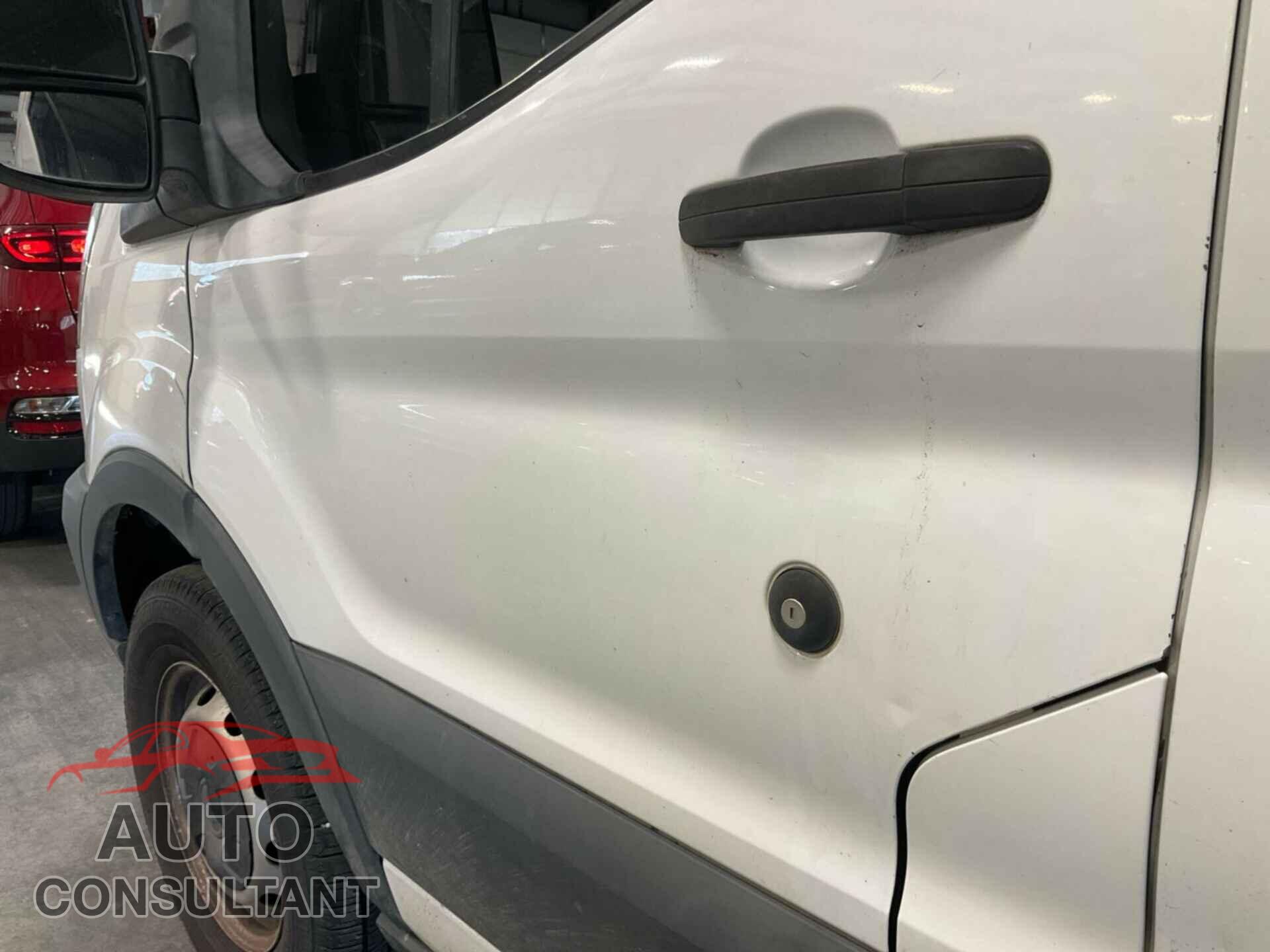 FORD TRANSIT 2017 - 1FTYR2CMXHKA03216