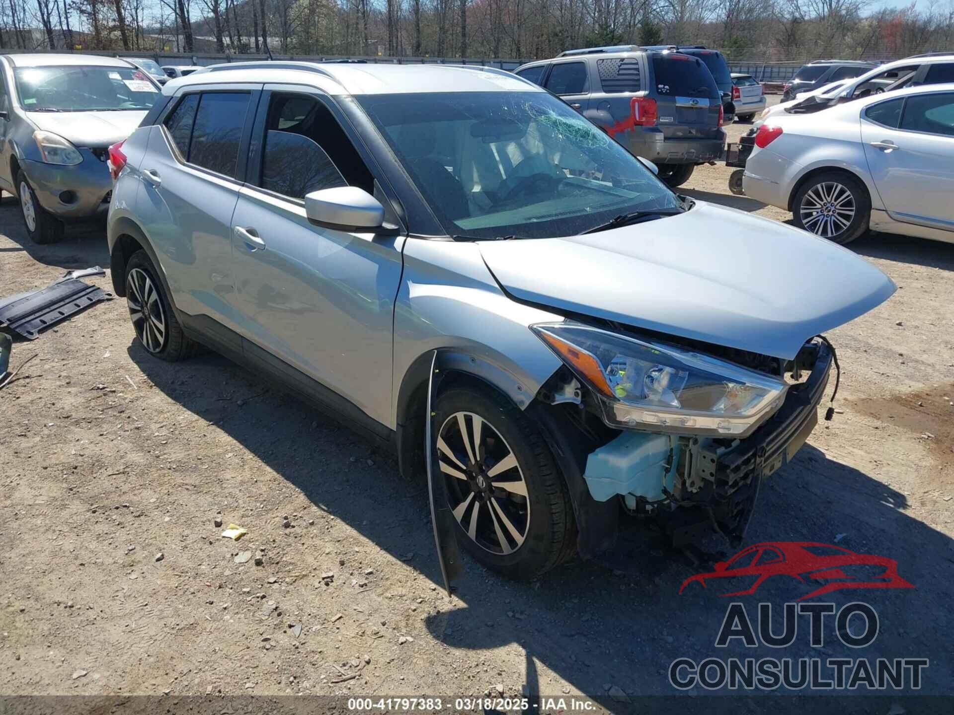 NISSAN KICKS 2018 - 3N1CP5CU2JL538274