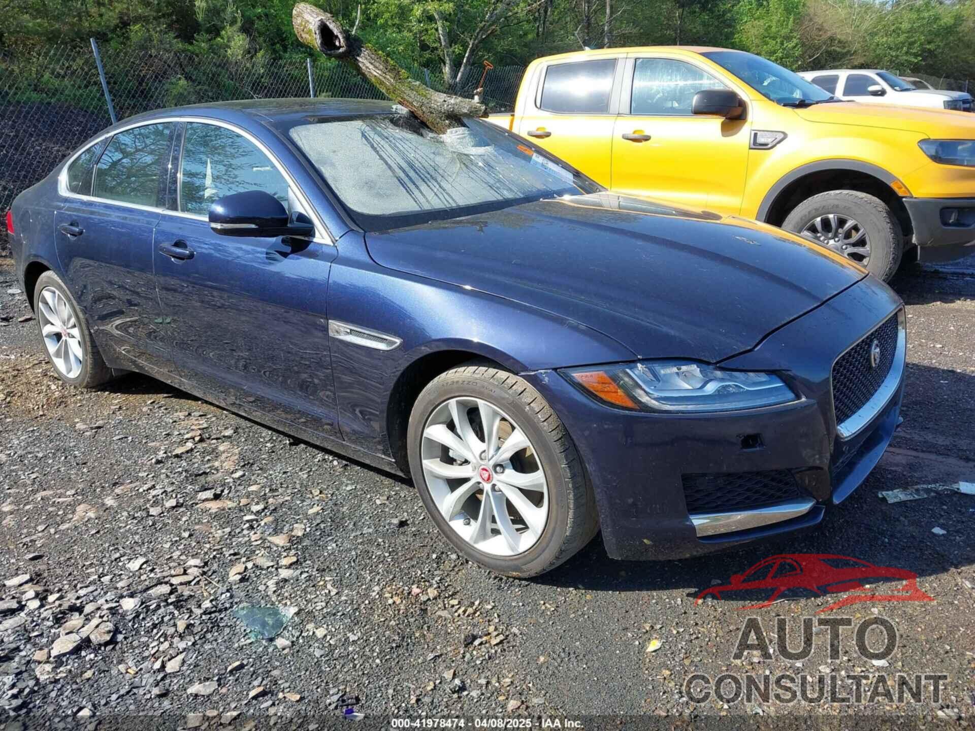 JAGUAR XF 2018 - SAJBD4FX7JCY57670