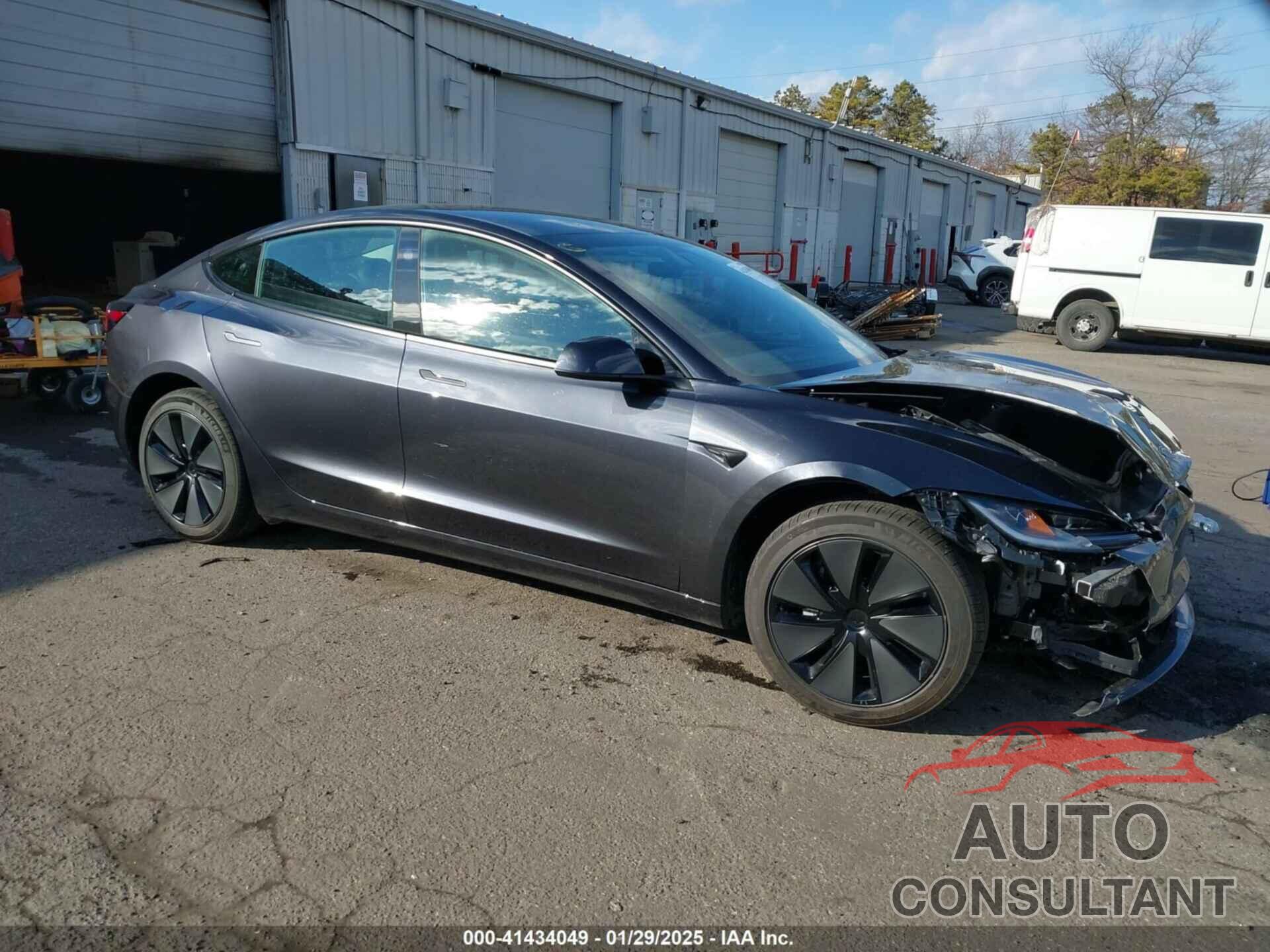 TESLA MODEL 3 2024 - 5YJ3E1EB0RF821046