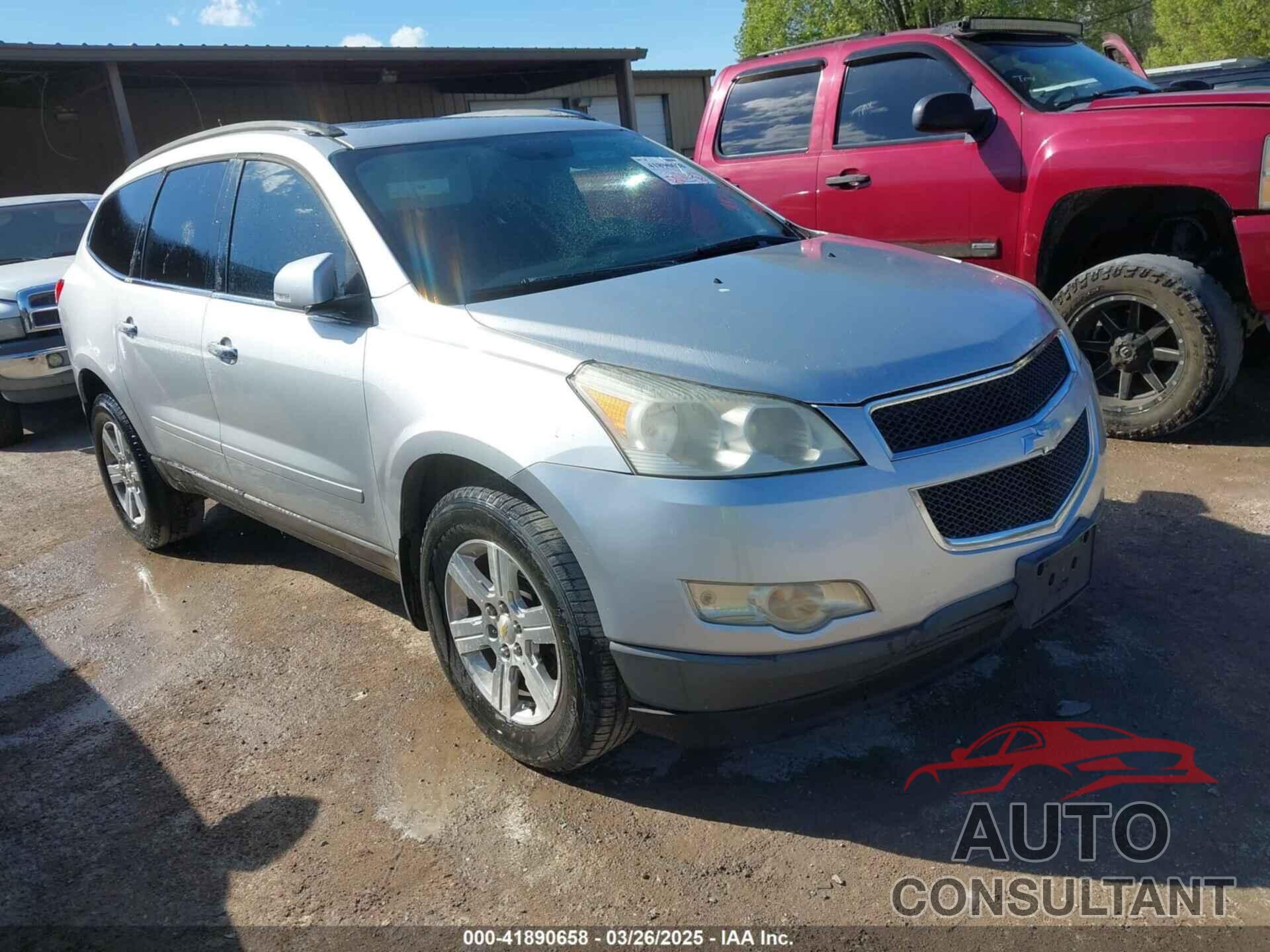 CHEVROLET TRAVERSE 2011 - 1GNKRJED2BJ367129