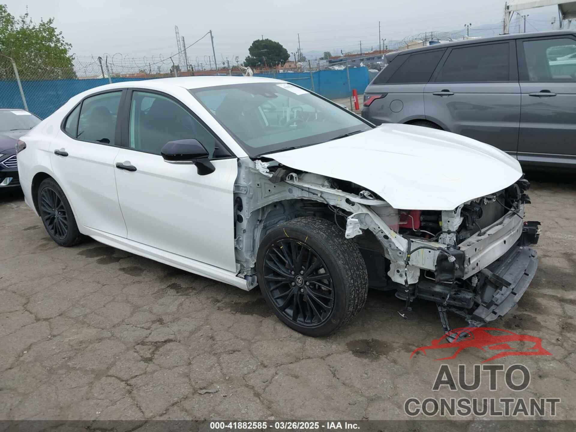 TOYOTA CAMRY 2022 - 4T1T31AK0NU033120
