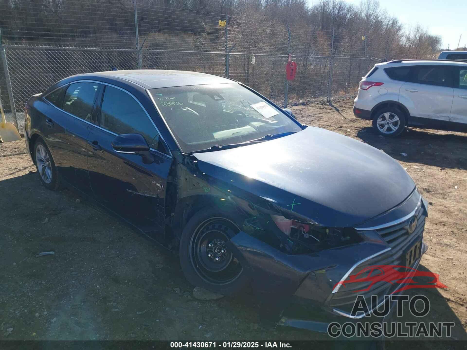 TOYOTA AVALON HYBRID 2019 - 4T1B21FB0KU003585