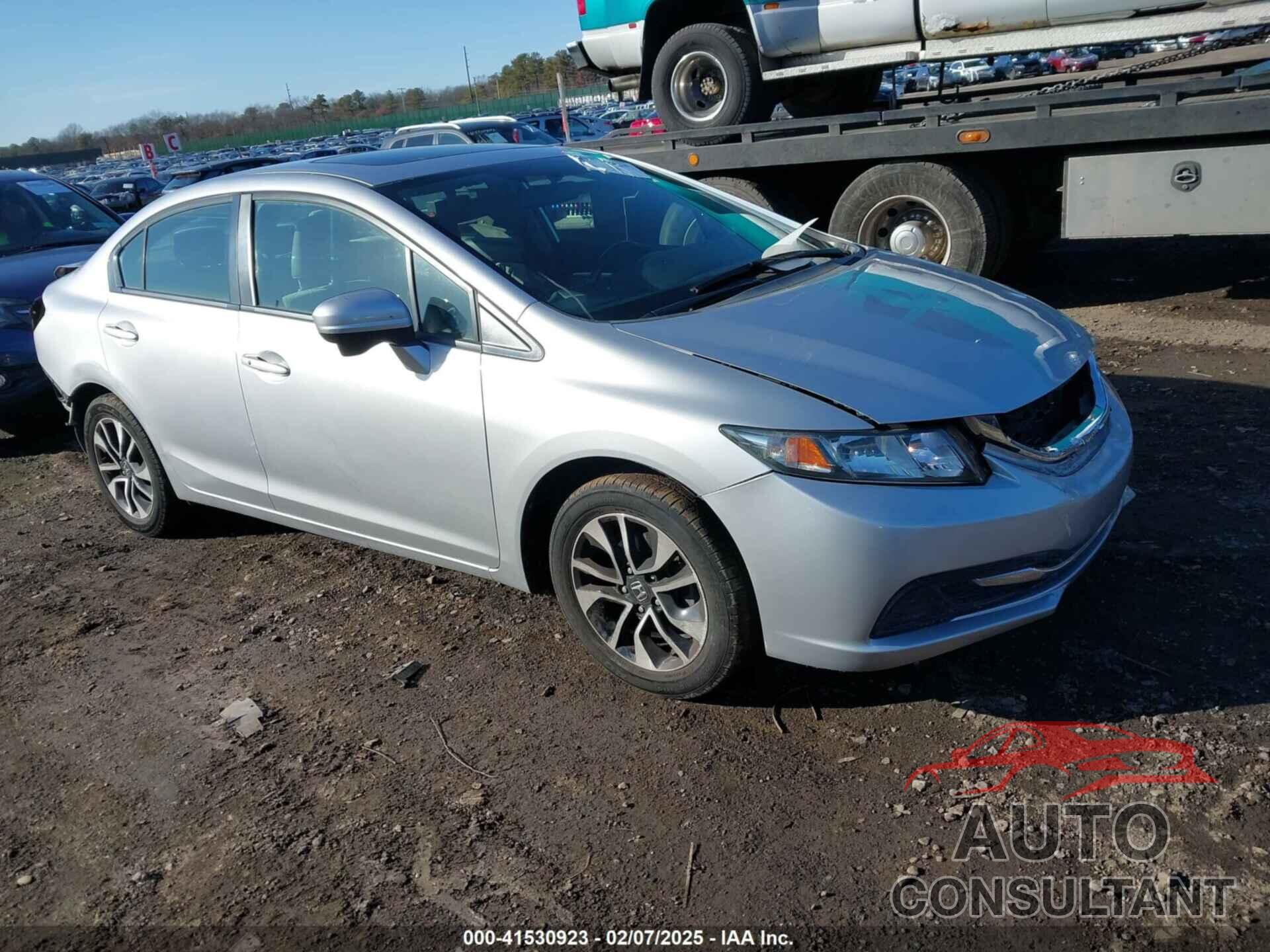 HONDA CIVIC 2015 - 19XFB2F8XFE231839