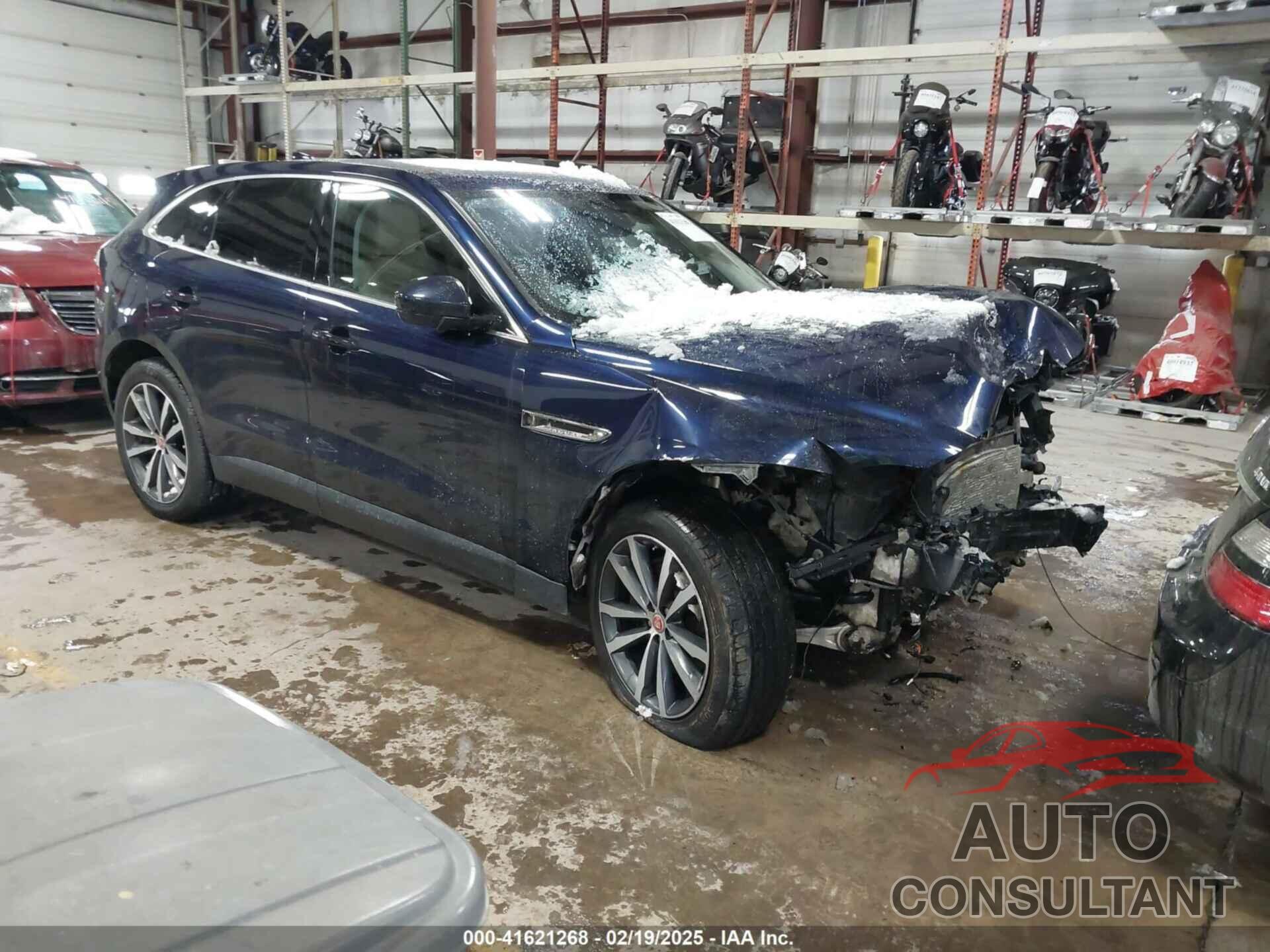 JAGUAR F-PACE 2017 - SADCK2BV3HA490505