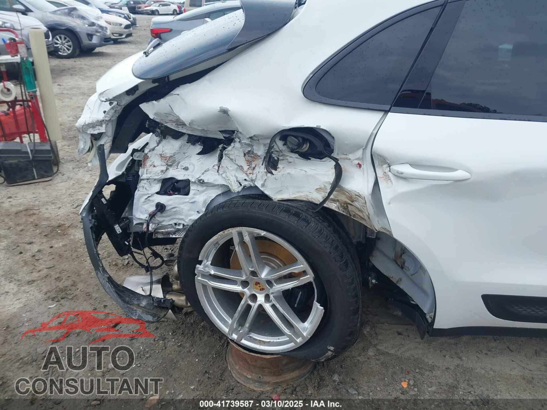 PORSCHE MACAN 2024 - WP1AA2A55RLB20040