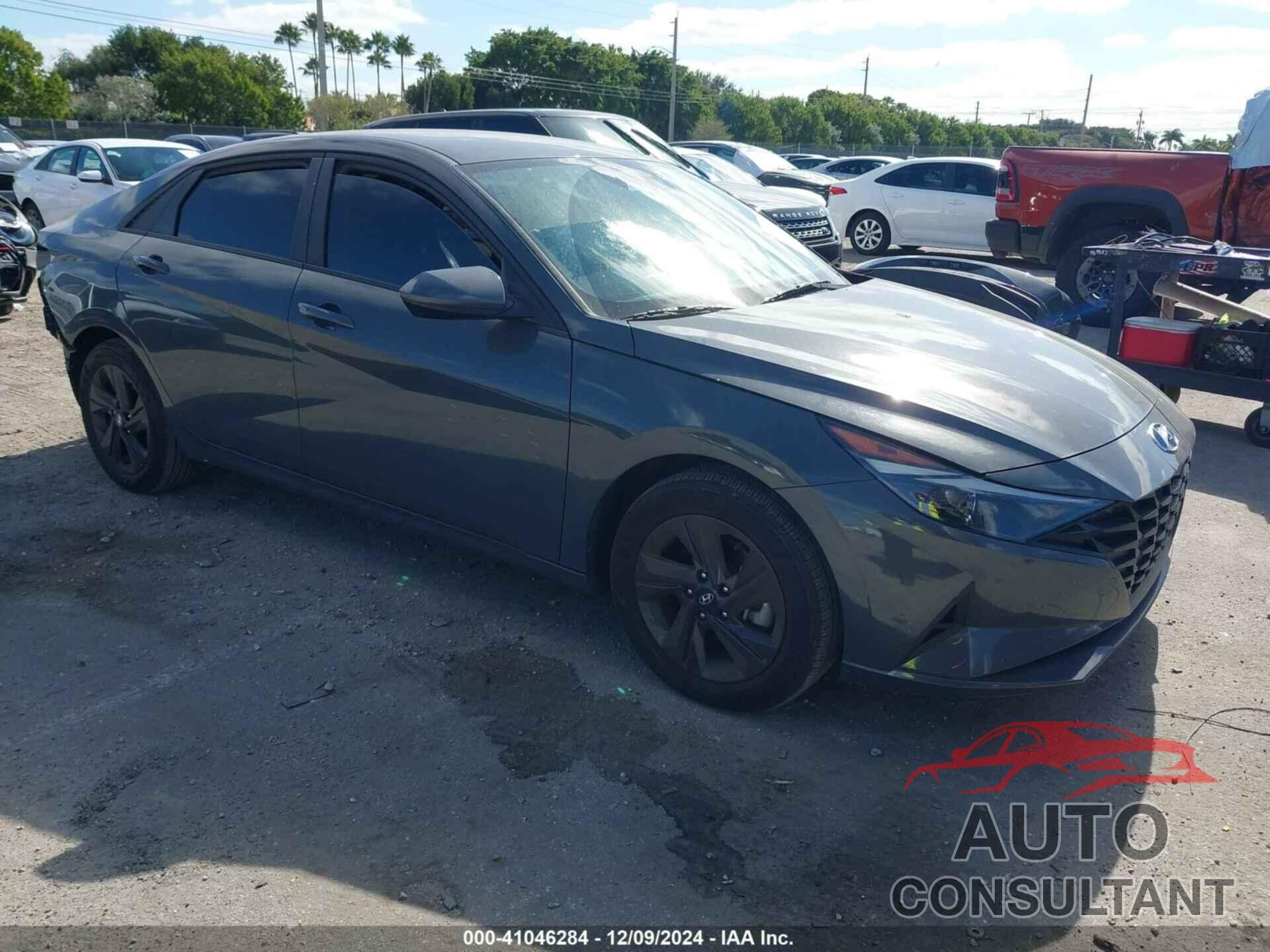 HYUNDAI ELANTRA 2023 - KMHLM4AG4PU606789