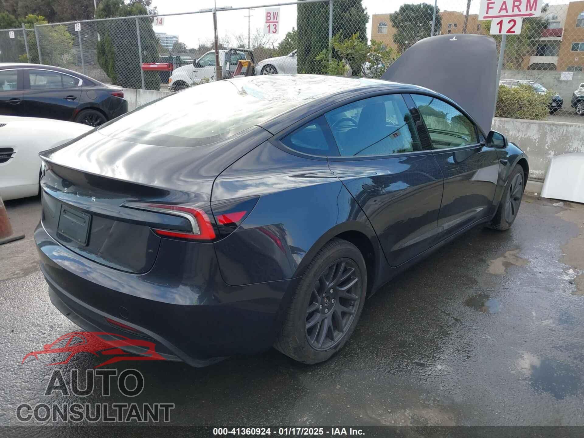 TESLA MODEL 3 2024 - 5YJ3E1EA2RF739987
