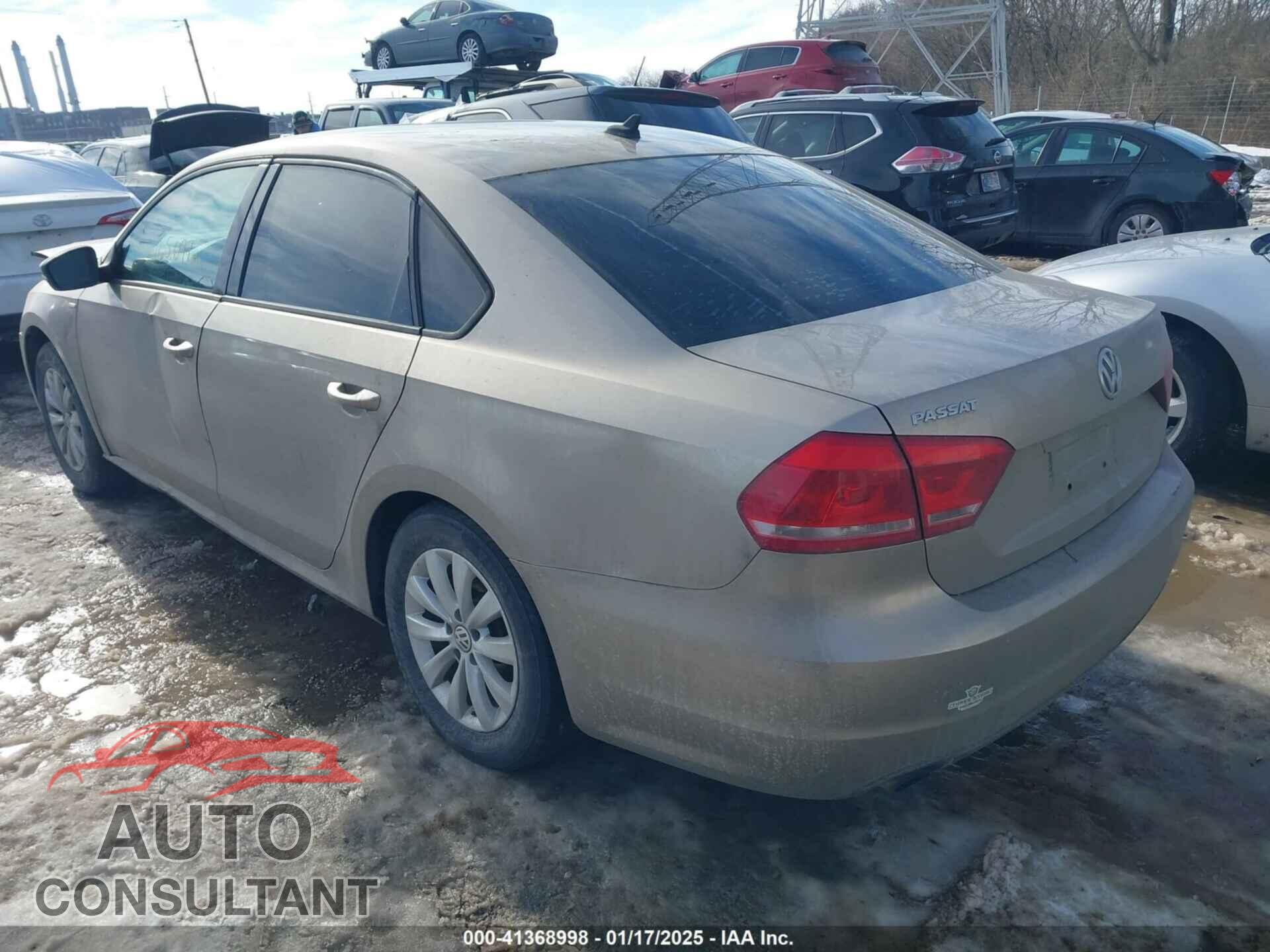 VOLKSWAGEN PASSAT 2015 - 1VWAT7A35FC005051
