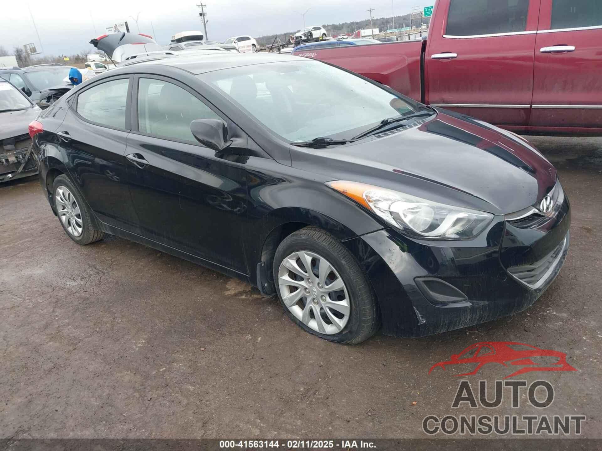 HYUNDAI ELANTRA 2012 - 5NPDH4AE9CH112444