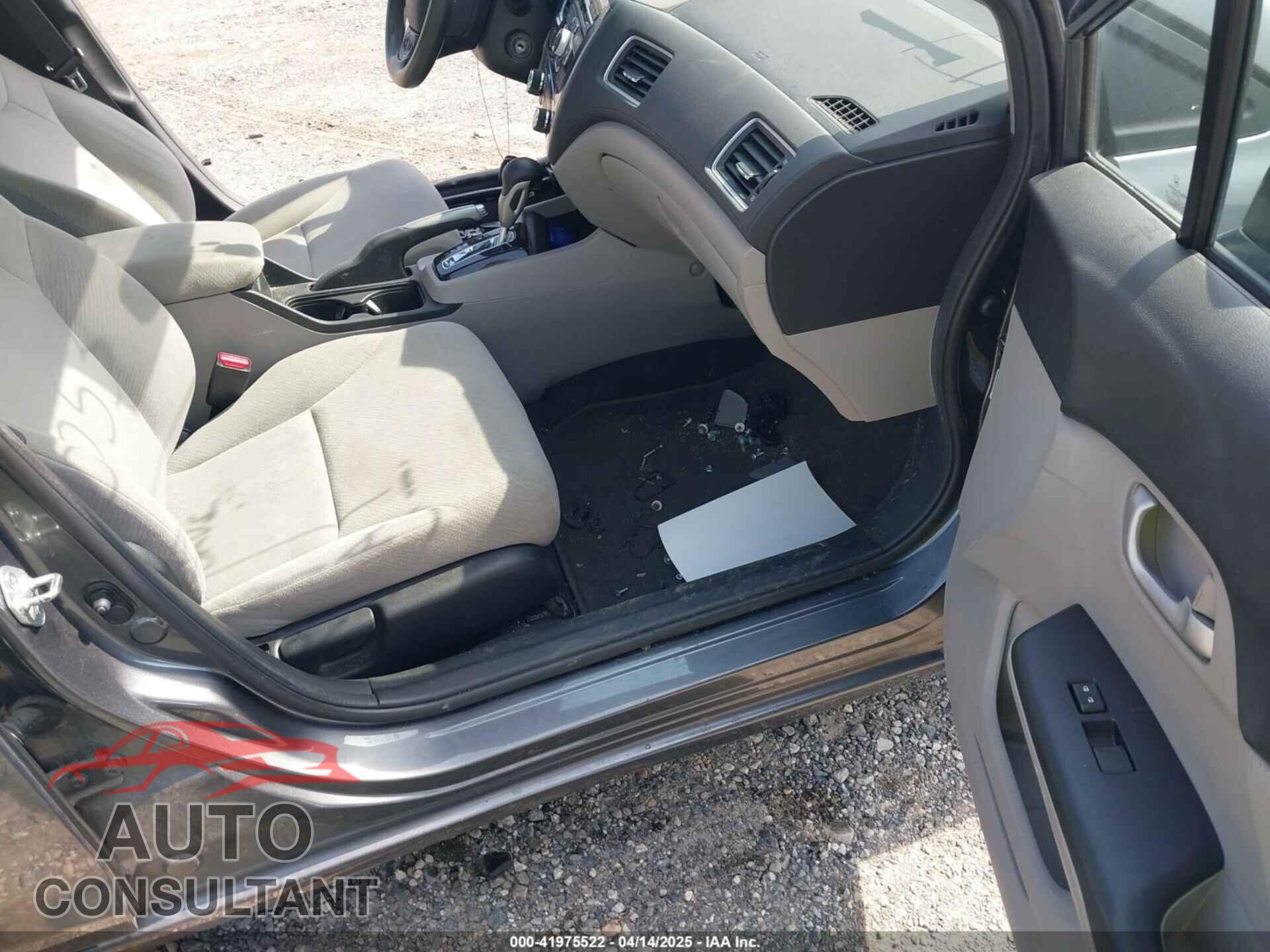 HONDA CIVIC 2013 - 19XFB2F52DE237833