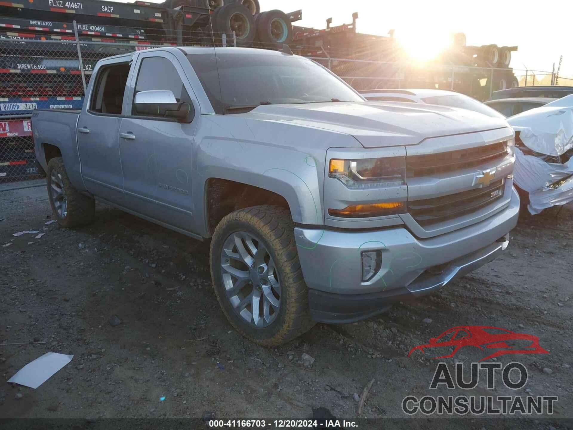 CHEVROLET SILVERADO 1500 2017 - 3GCUKREC2HG237728