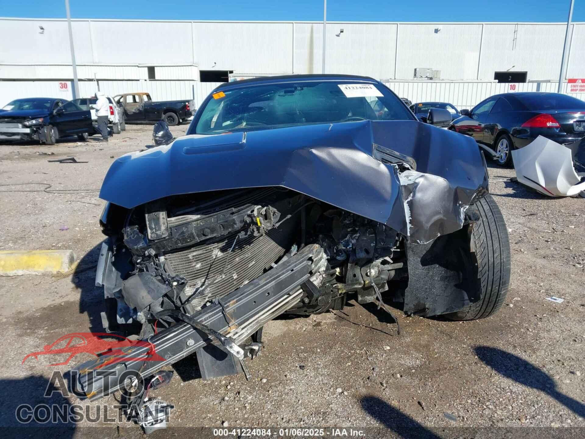 FORD MUSTANG 2018 - 1FATP8UH2J5167865