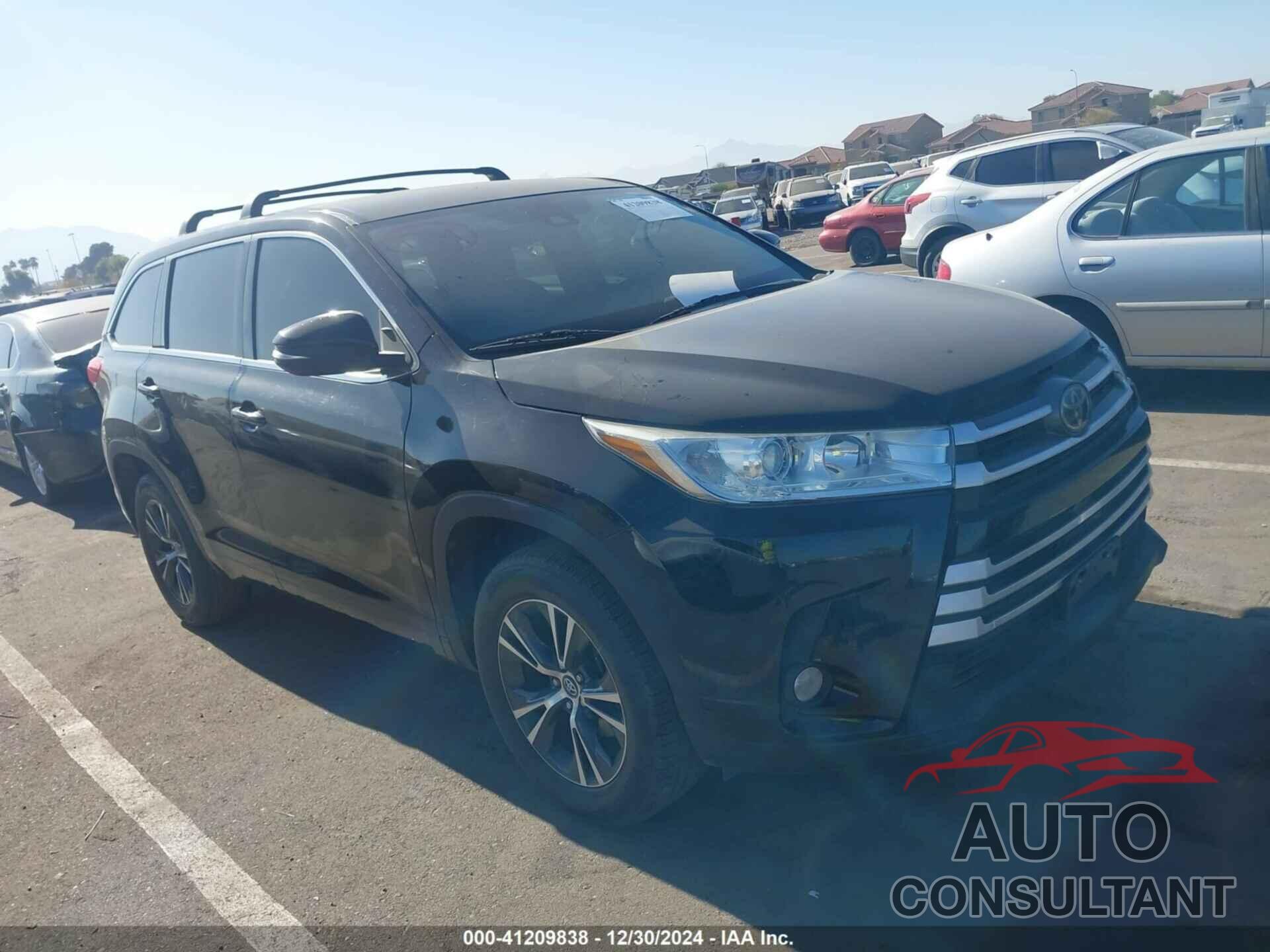 TOYOTA HIGHLANDER 2018 - 5TDZZRFH5JS266501