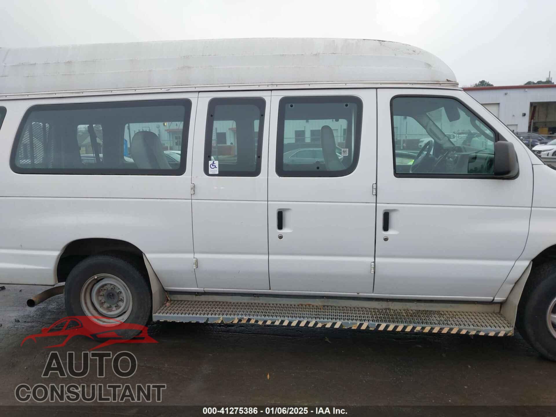 FORD E-350 SUPER DUTY 2011 - 1FTSS3EL9BDB32032