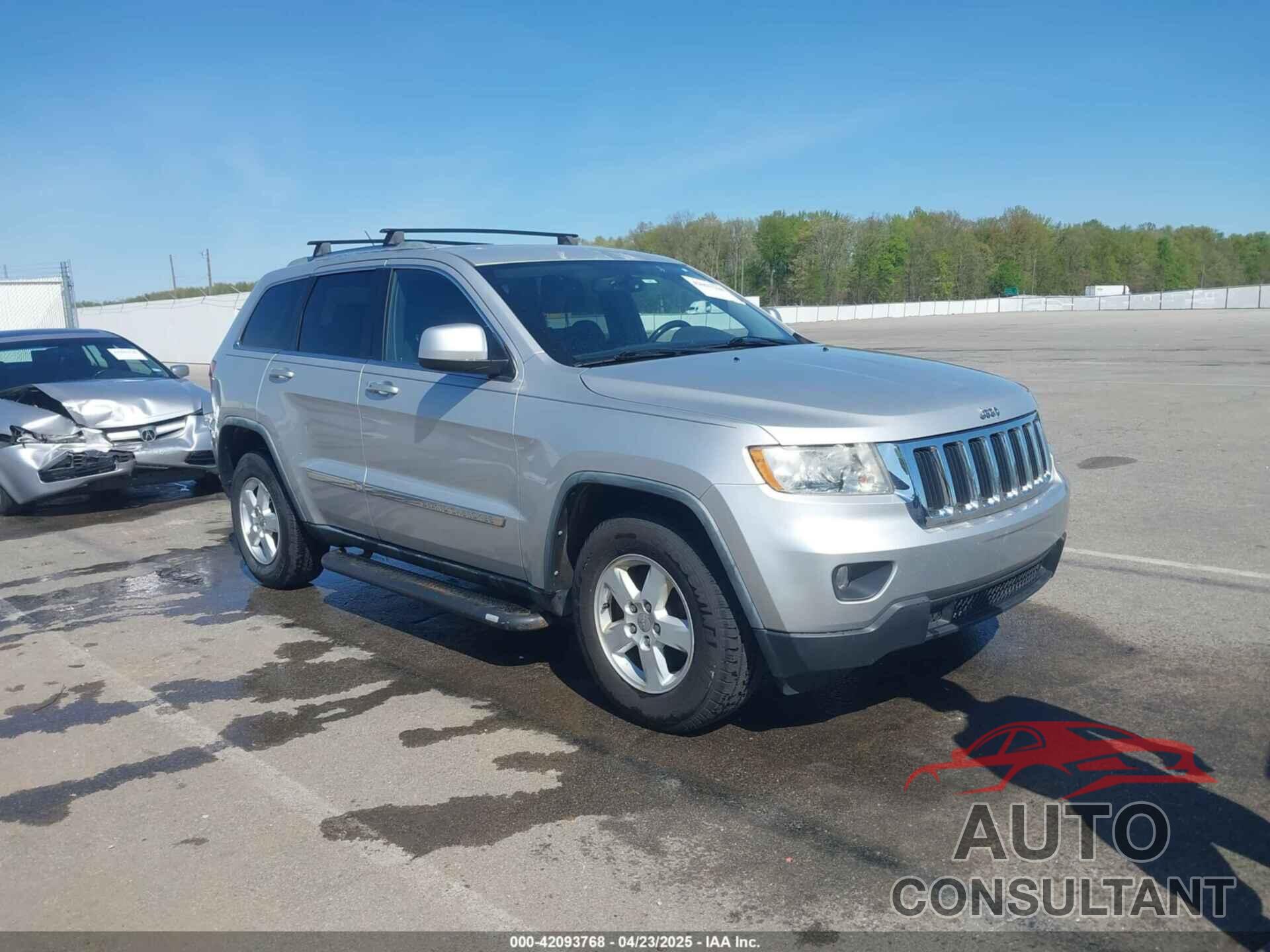 JEEP GRAND CHEROKEE 2011 - 1J4RR4GGXBC571823