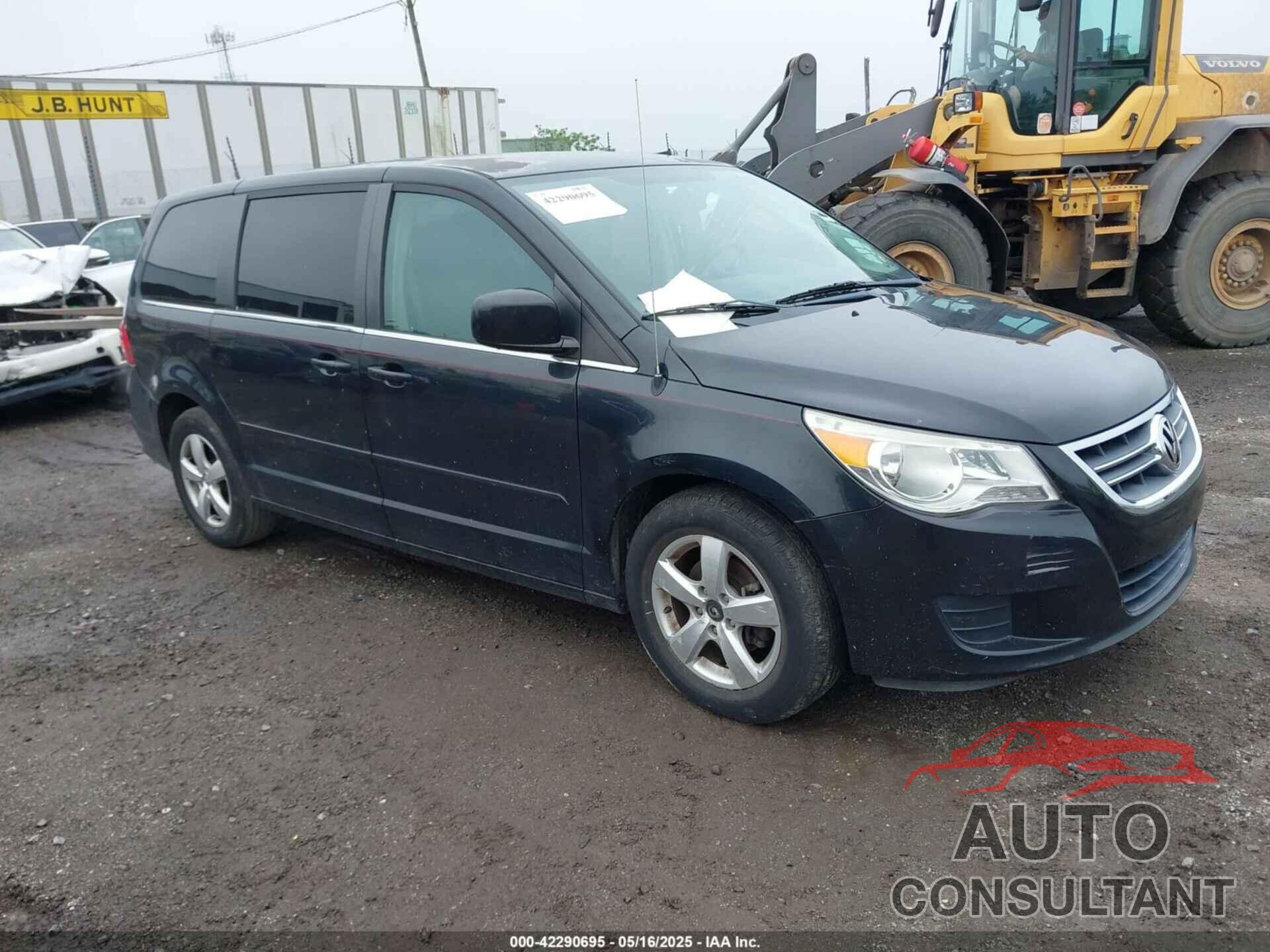 VOLKSWAGEN ROUTAN 2009 - 2V8HW54X29R500304
