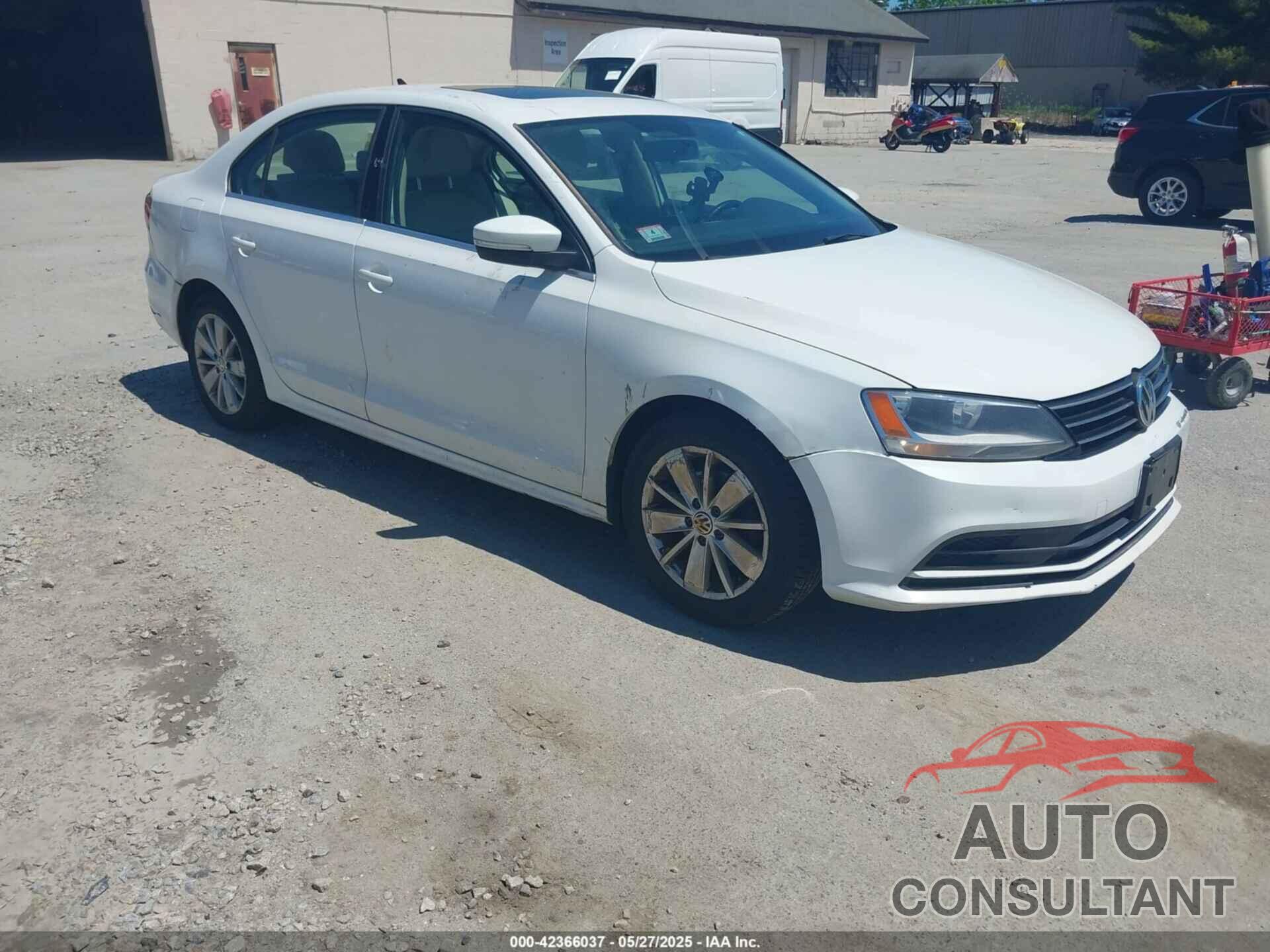 VOLKSWAGEN JETTA 2015 - 3VWD17AJ5FM233468