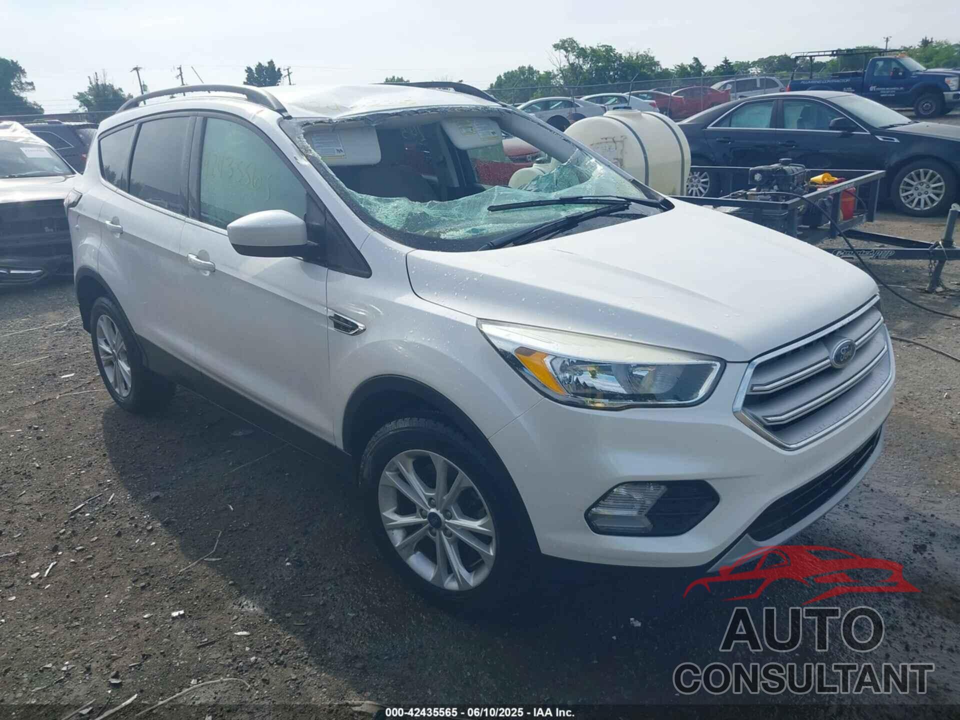 FORD ESCAPE 2018 - 1FMCU9GD0JUD47784