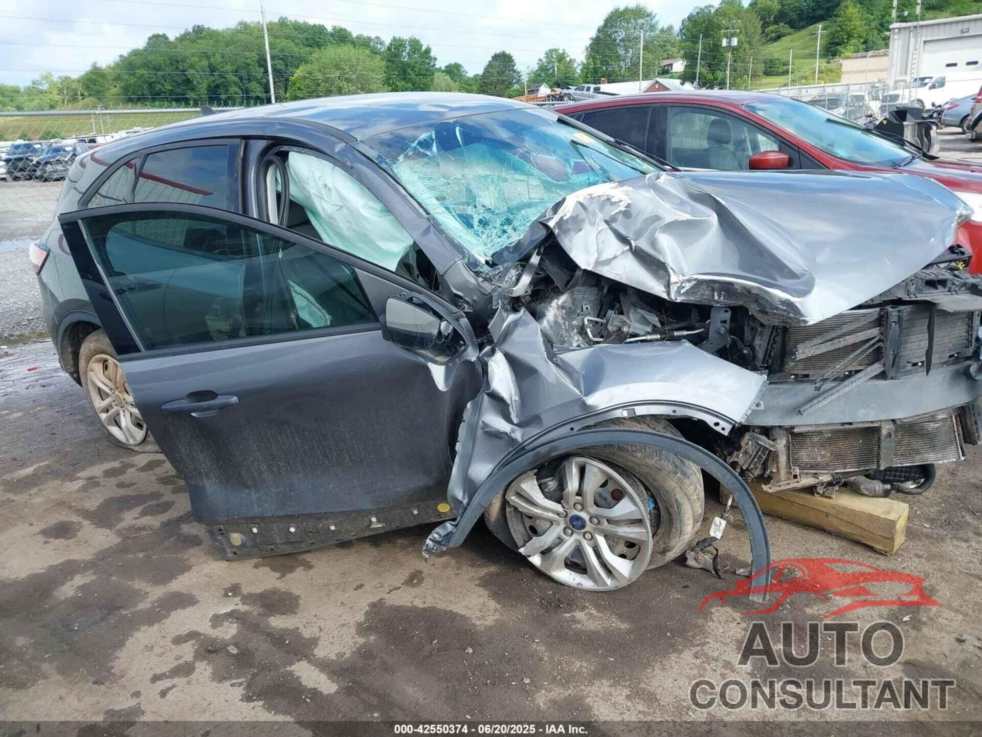 FORD ESCAPE 2021 - 1FMCU0F68MUA31746