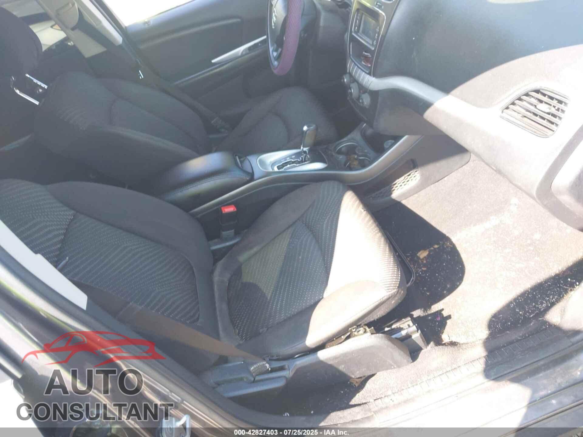 DODGE JOURNEY 2015 - 3C4PDCAB1FT532132