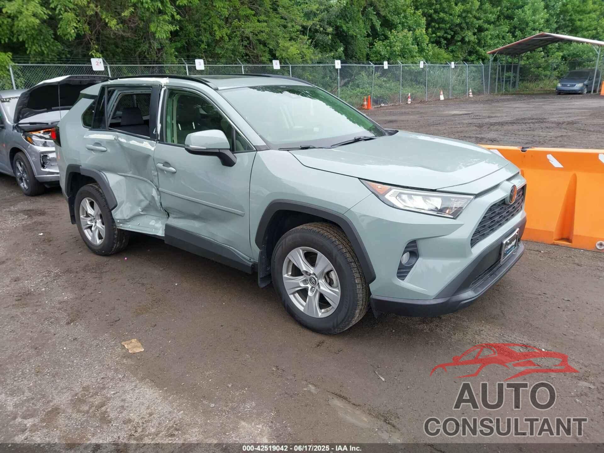 TOYOTA RAV4 2019 - JTMP1RFVXKD003826