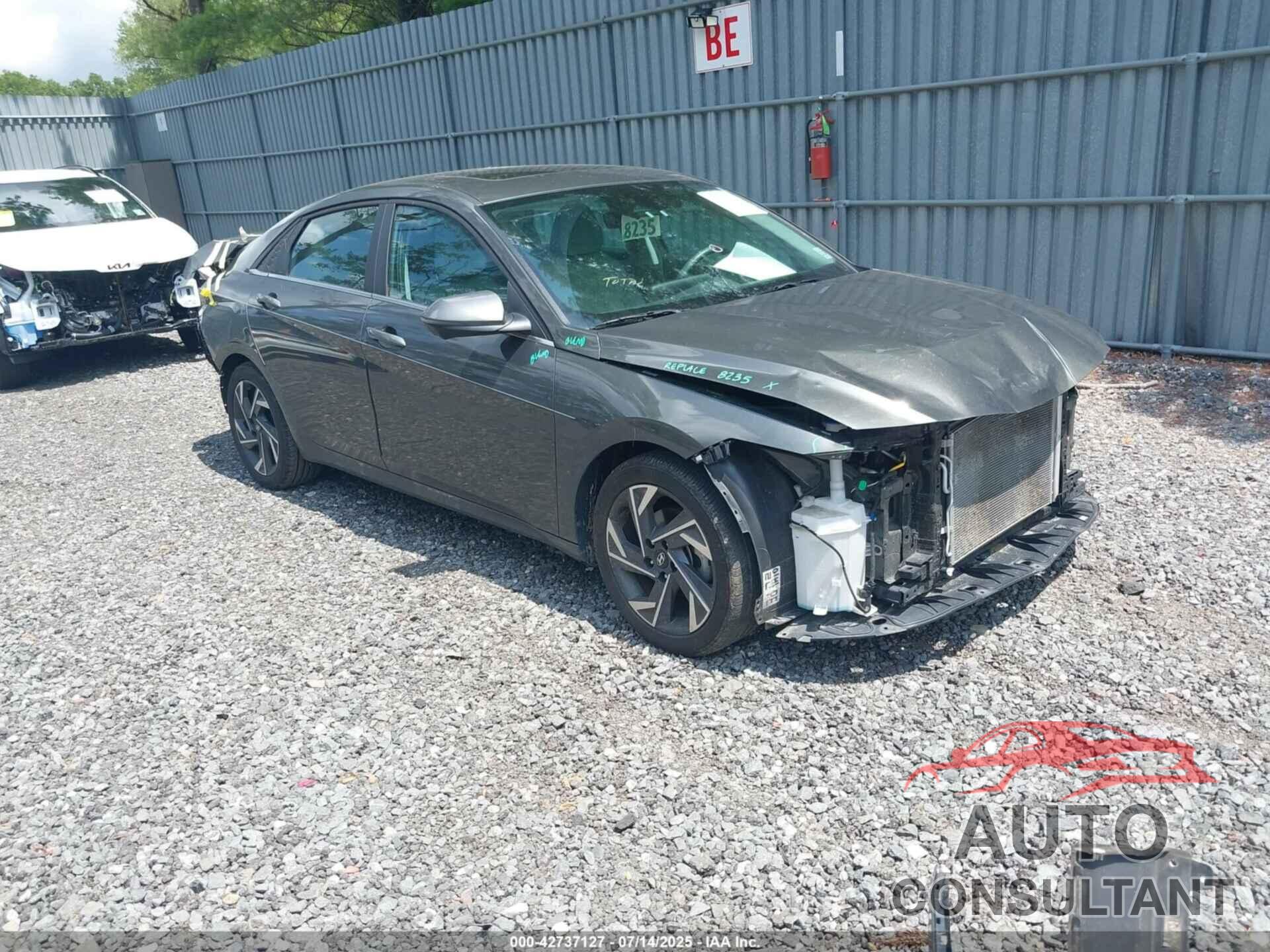HYUNDAI ELANTRA 2024 - KMHLP4DG7RU636911