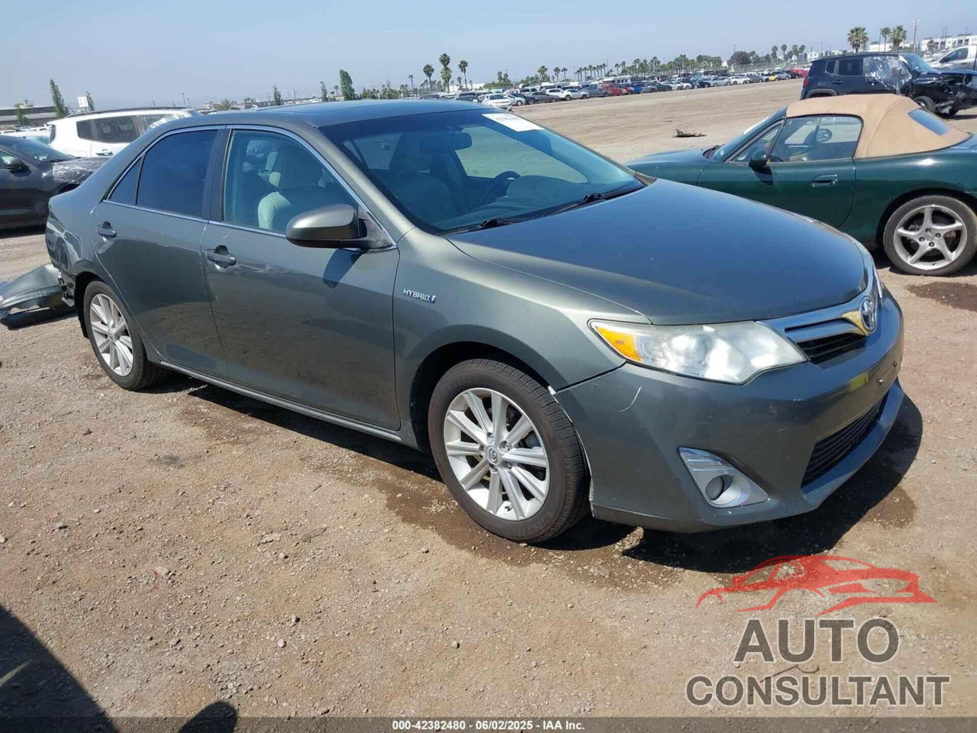TOYOTA CAMRY HYBRID 2014 - 4T1BD1FK3EU107227